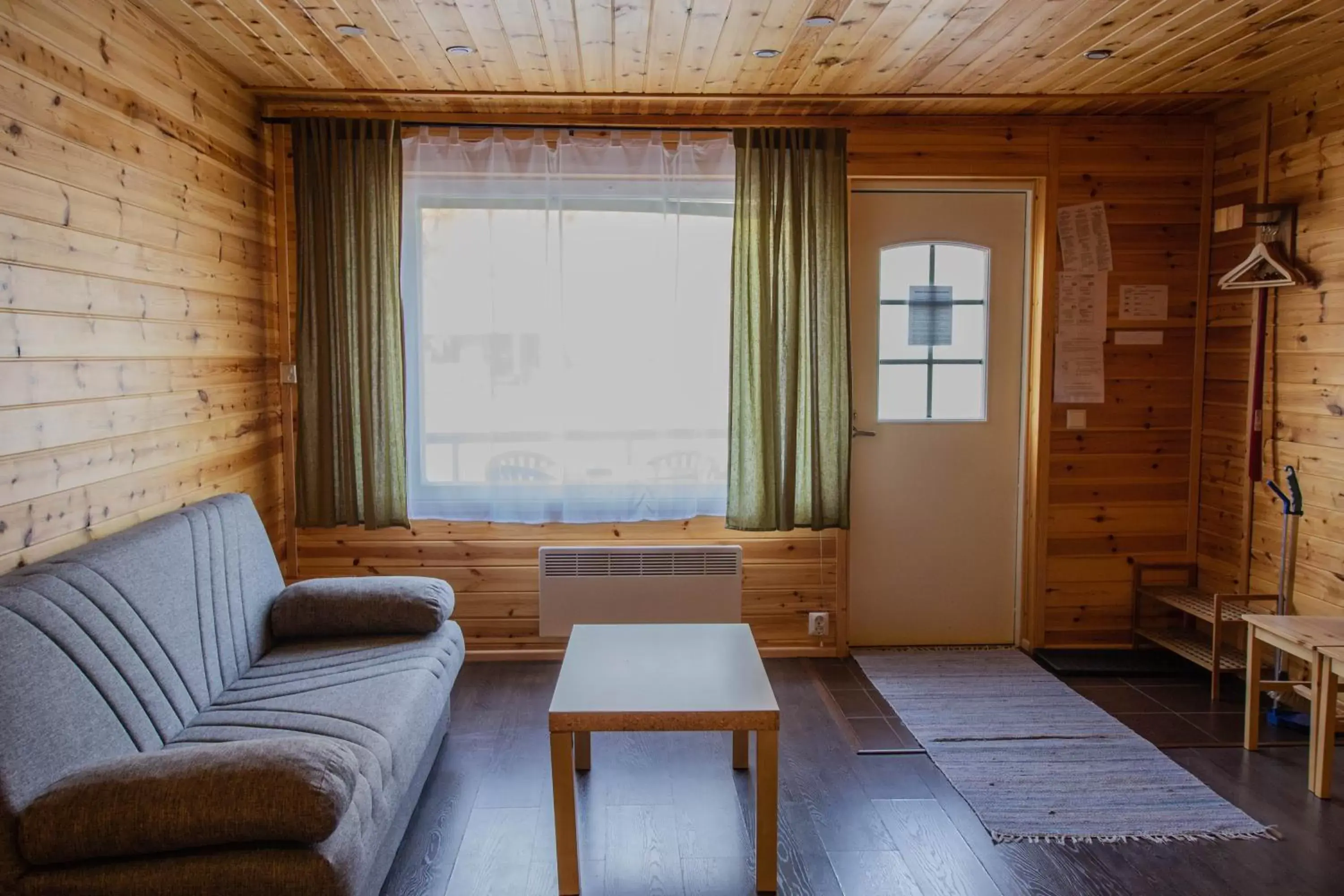 Living room, Seating Area in Motelli Rovaniemi