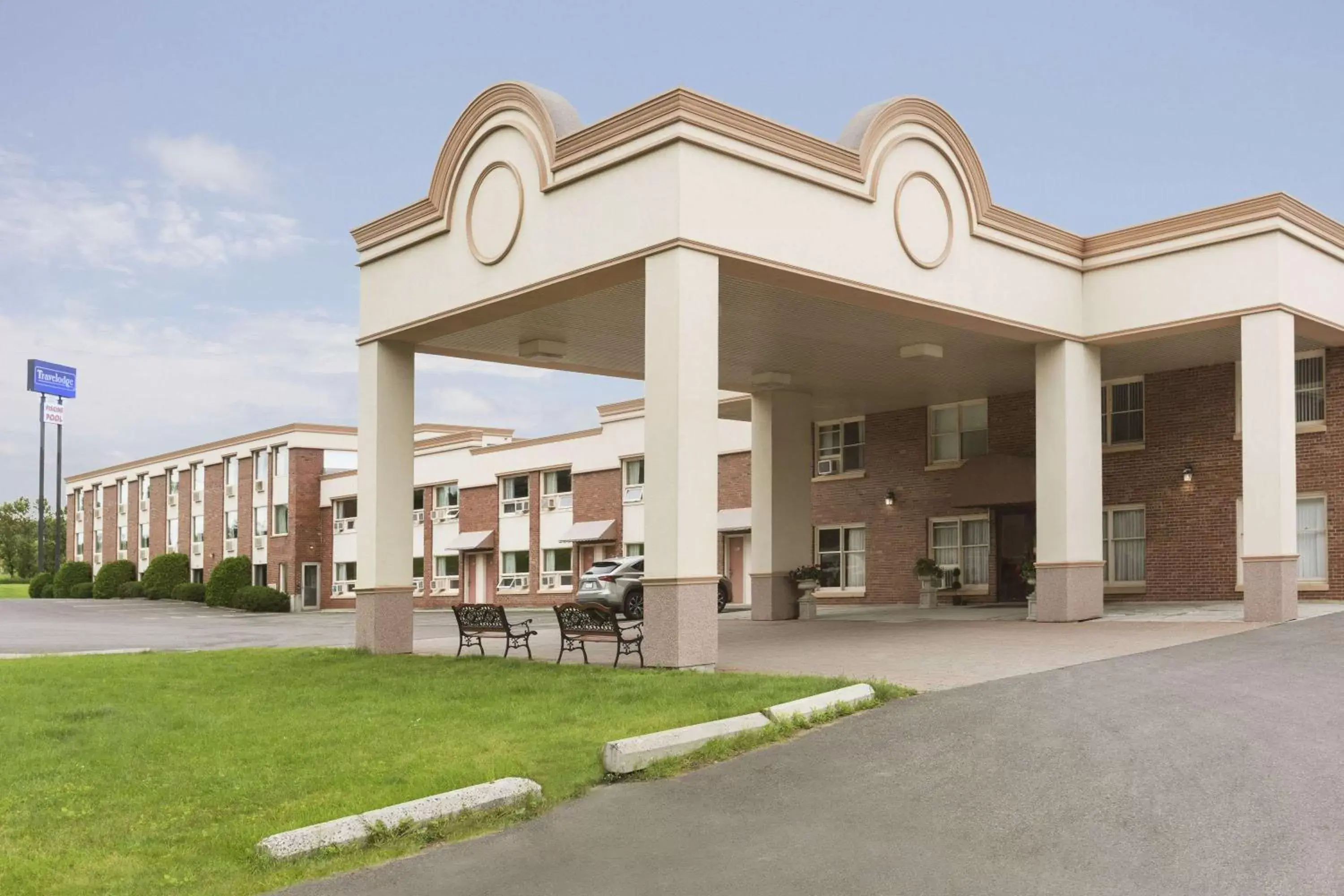 Property building in Travelodge by Wyndham Edmundston Property building in Travelodge by Wyndham Edmundston