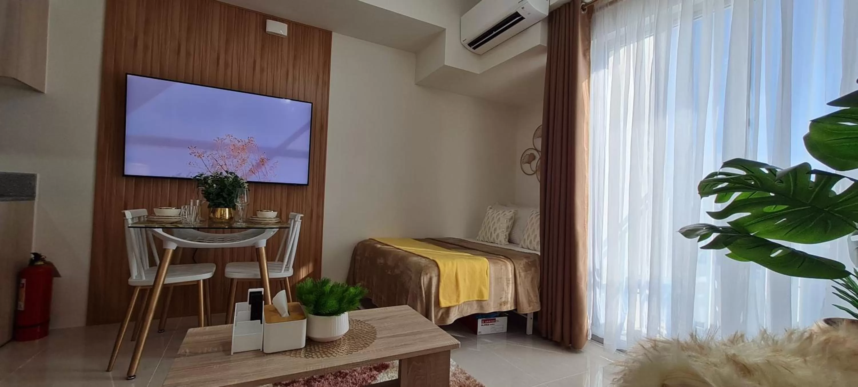 Bed in Inspiria Condo Units beside Abreeza Mall Davao