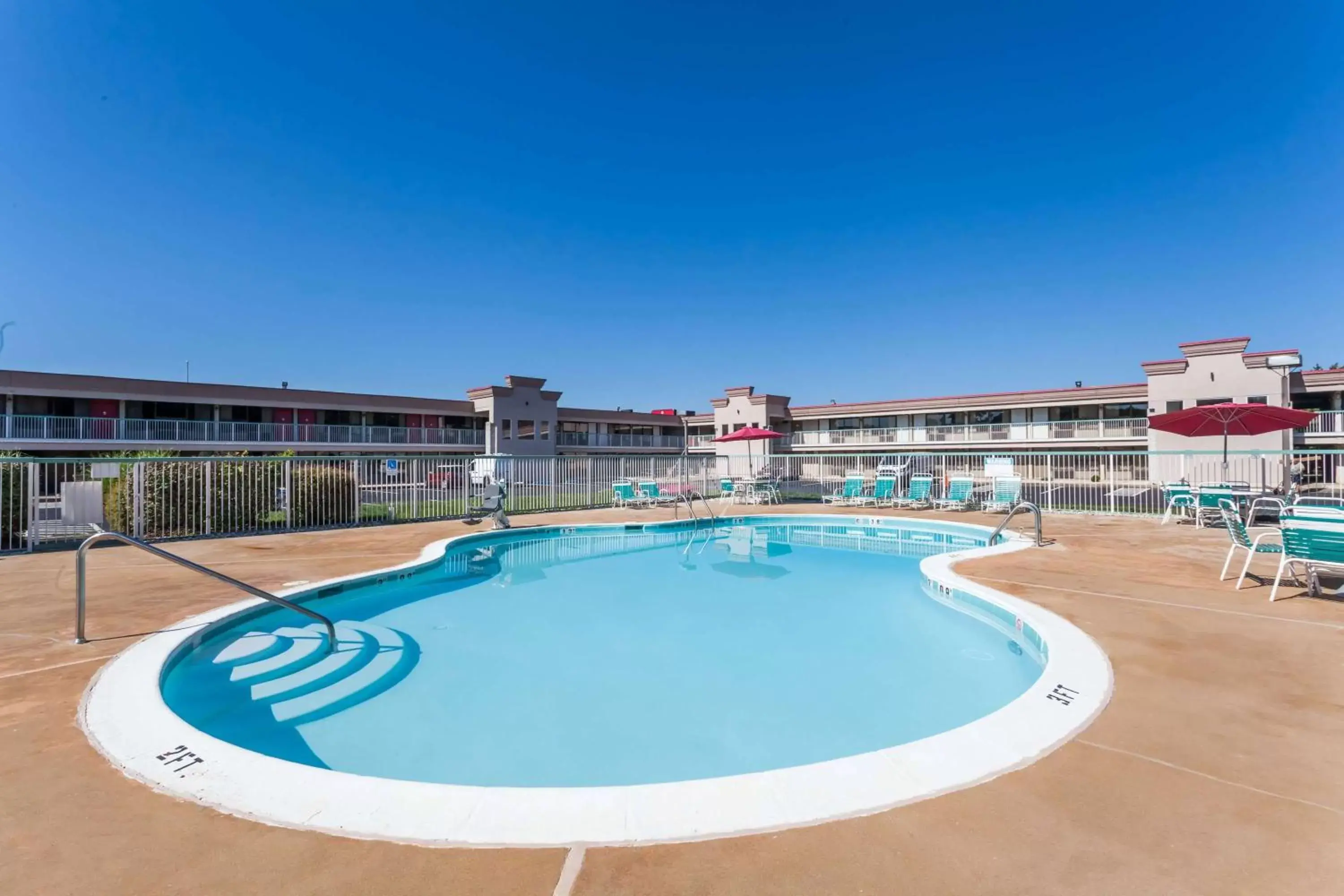 On site, Swimming Pool in Ramada by Wyndham Edgewood Hotel & Conference Center