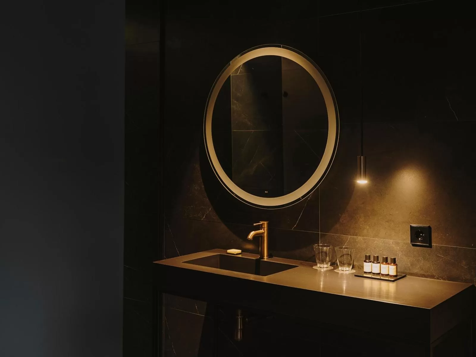 Decorative detail in El Môderne Hotel