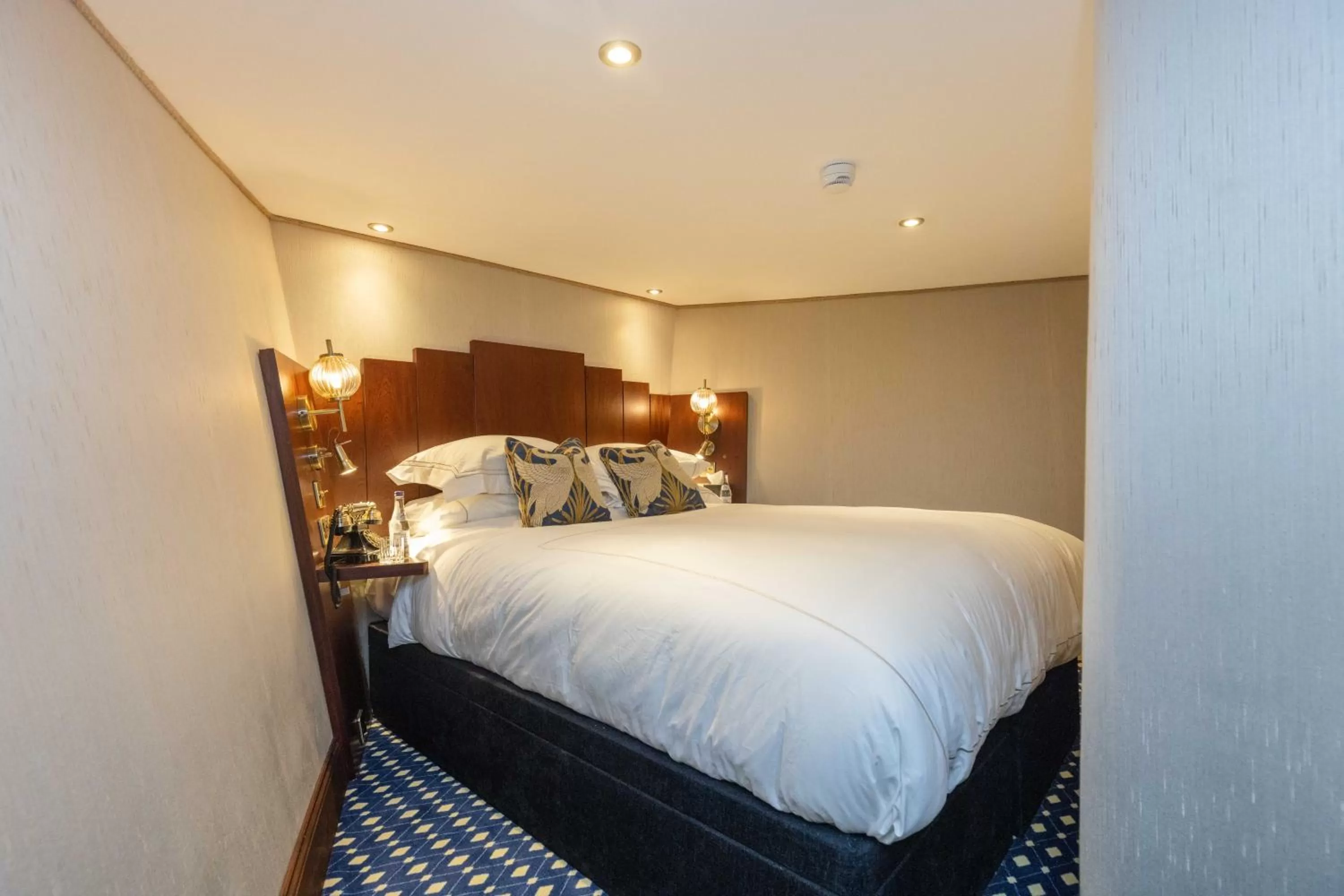 Bed in Ocean Mist Leith