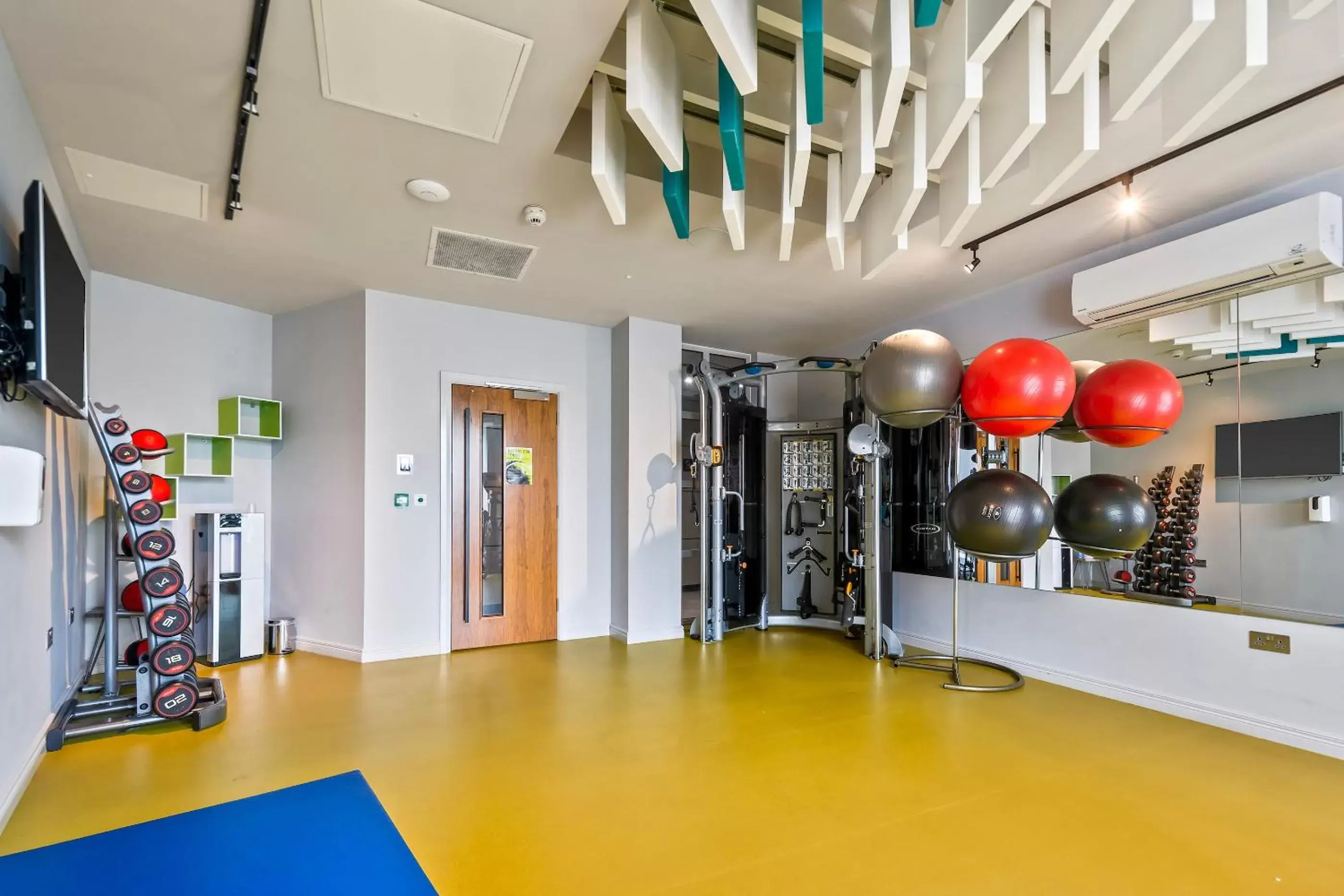 Fitness centre/facilities, Fitness Center/Facilities in Roomzzz London Stratford