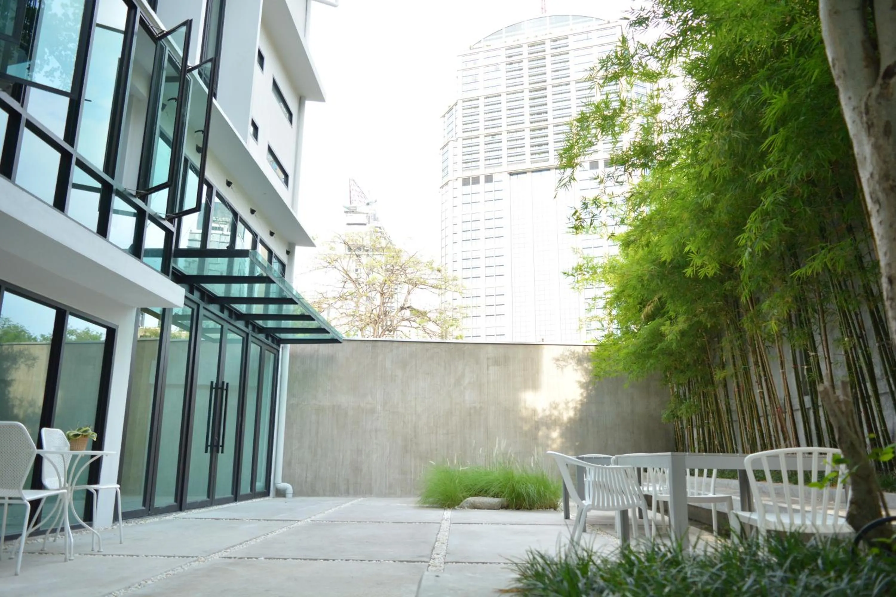 Property building in Rezt Bangkok