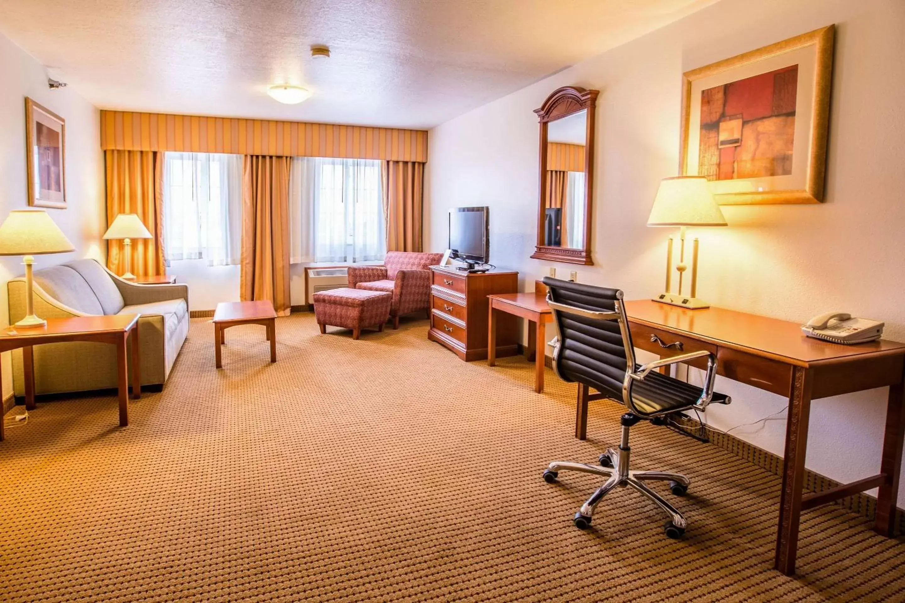 Photo of the whole room in Quality Inn & Suites - University