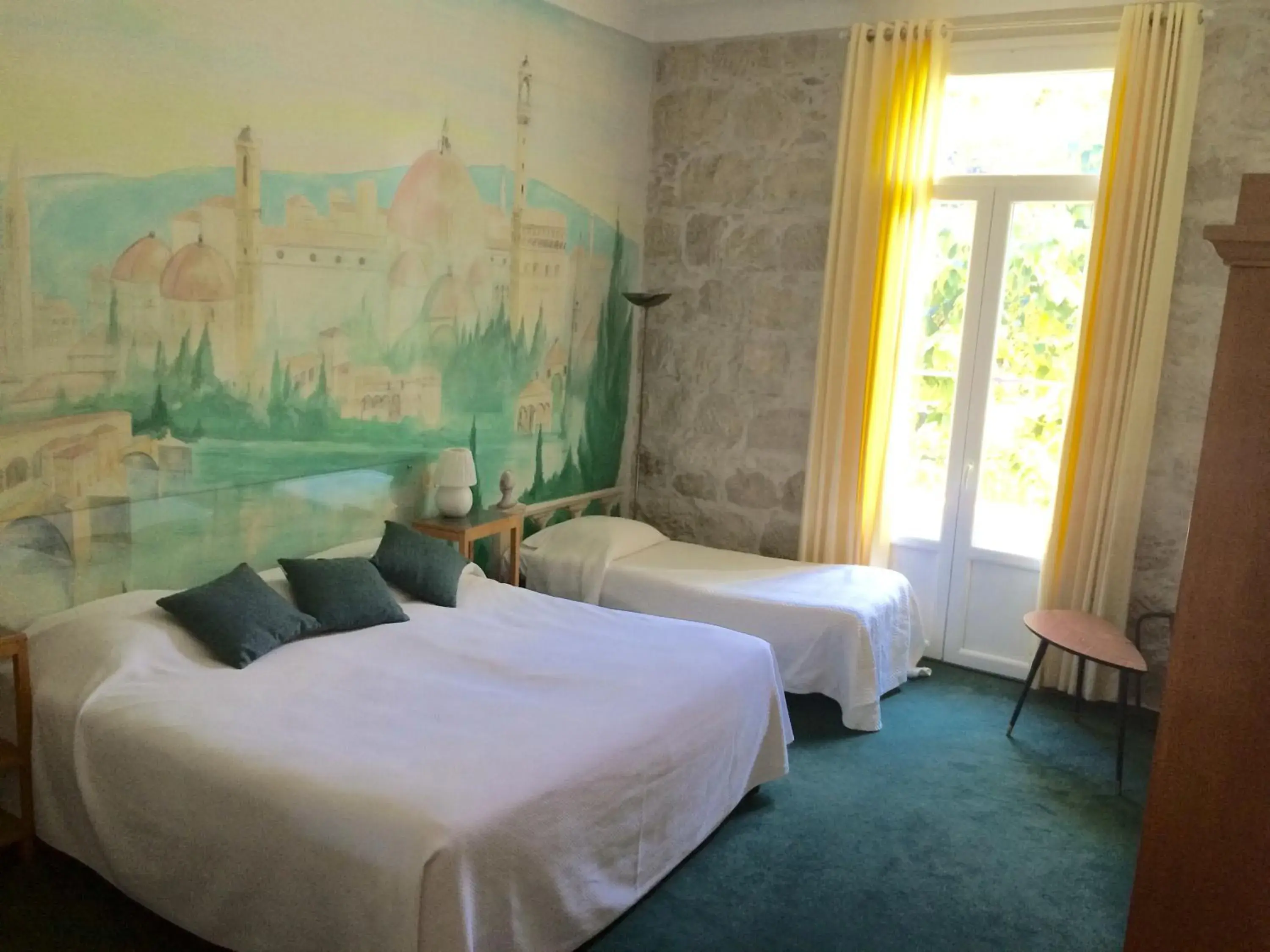 Triple Room in Le Windsor, Jungle Art Hotel