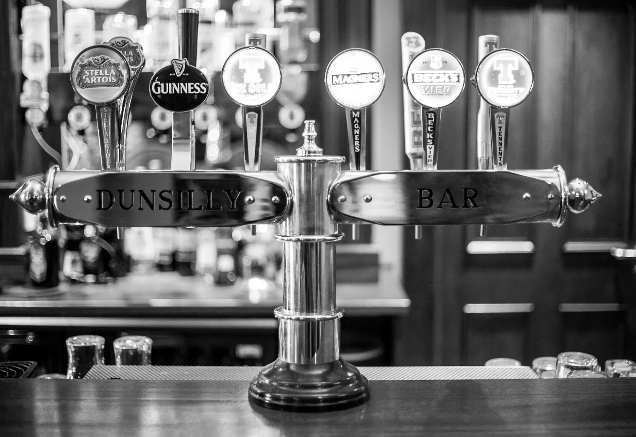 Lounge or bar in Dunsilly Hotel