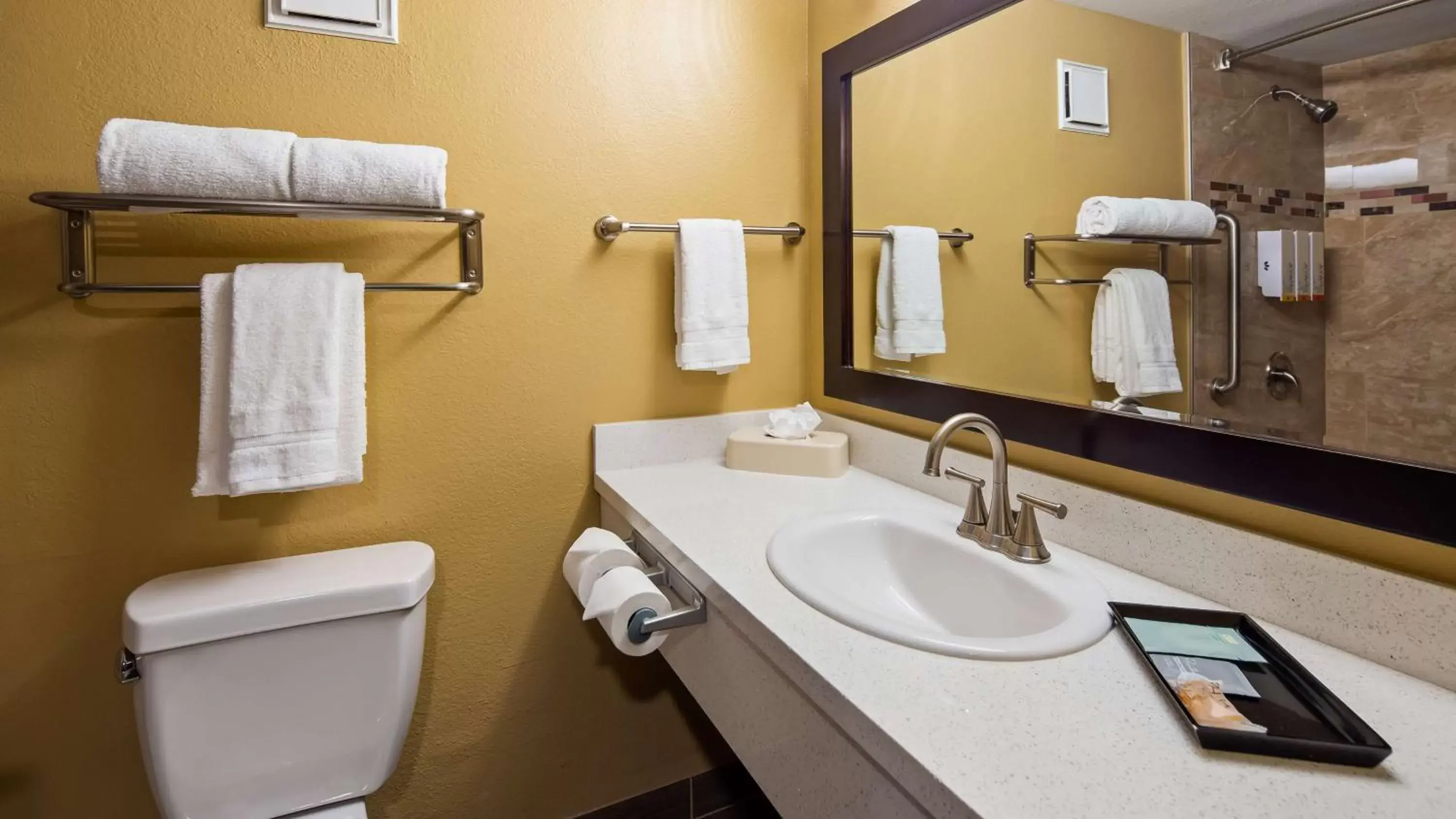 Bathroom in Best Western Hoover Dam Hotel
