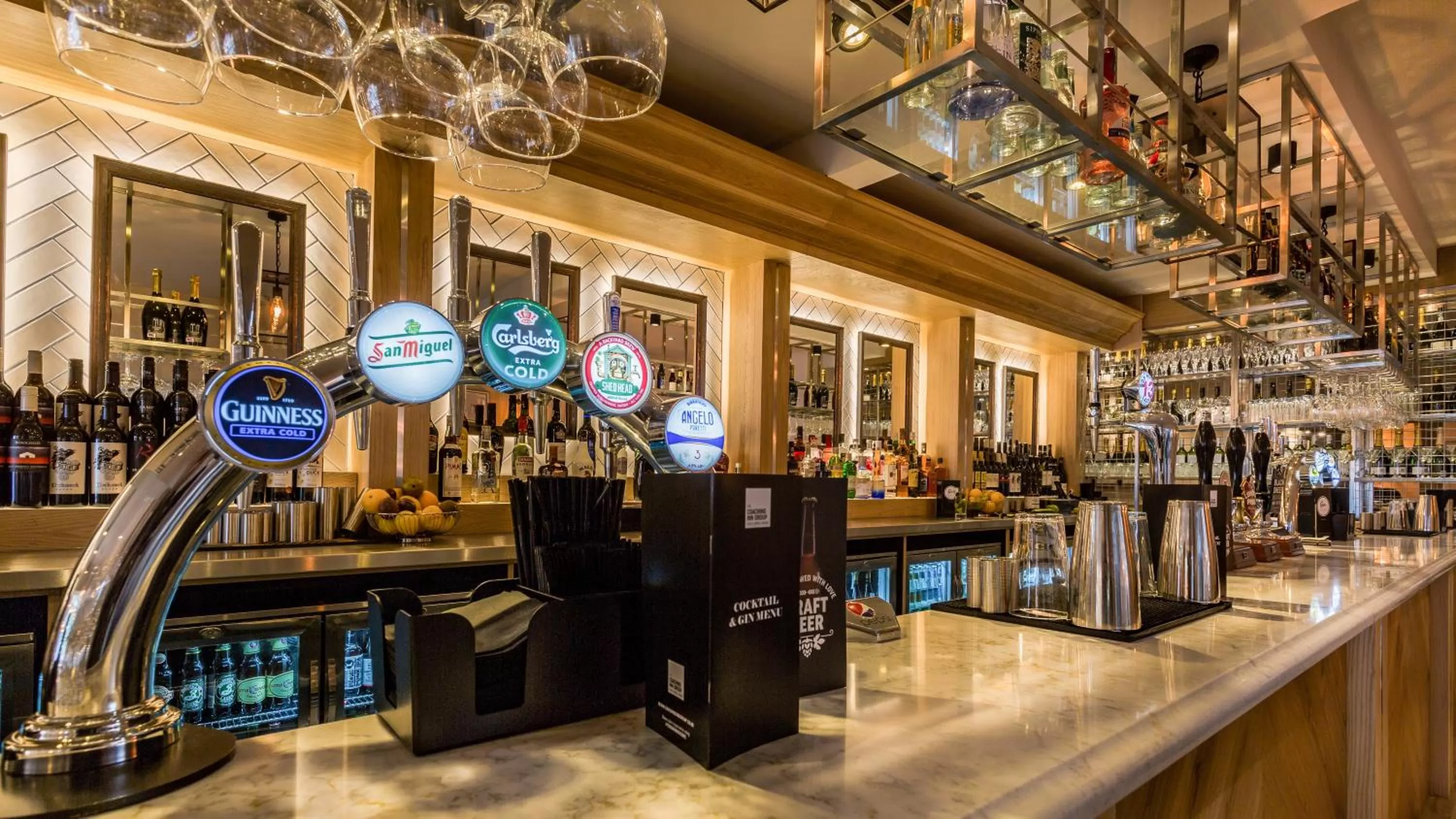 Lounge or bar in The Three Swans Hotel, Hungerford, Berkshire - The Coaching Inn Group