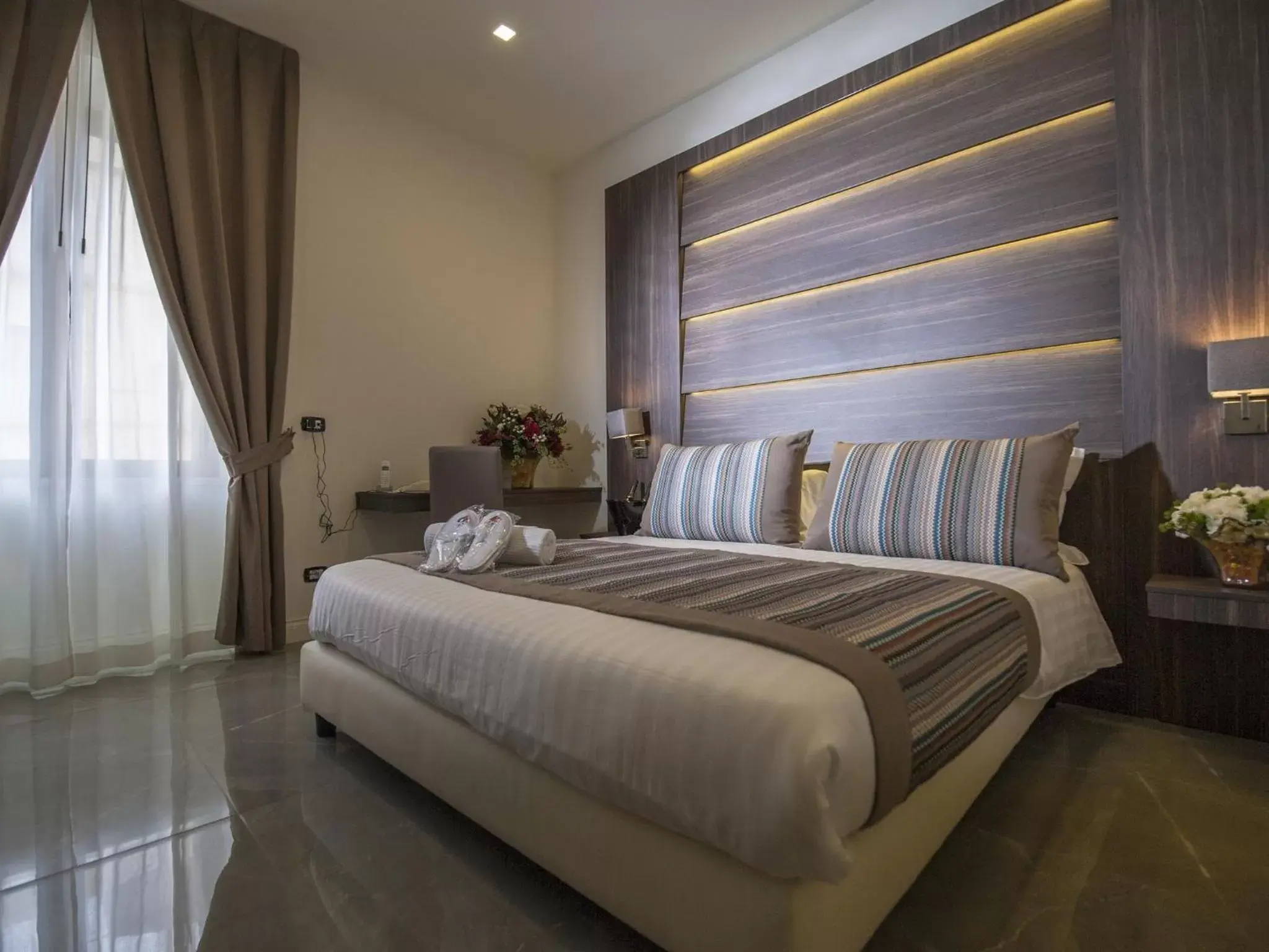 Bedroom, Bed in Hotel San Pietro