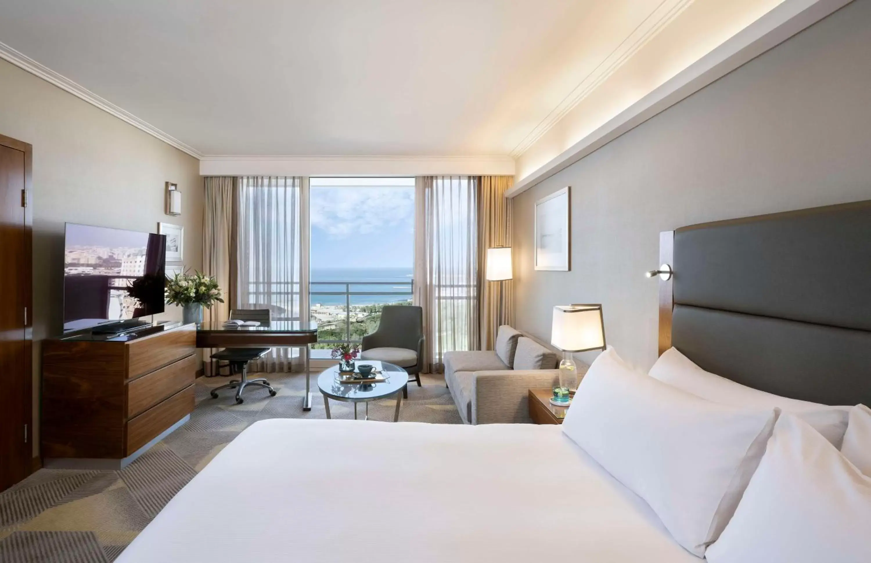 Studio City Executive Sea View Room with Lounge Access in Hilton Tel Aviv Hotel