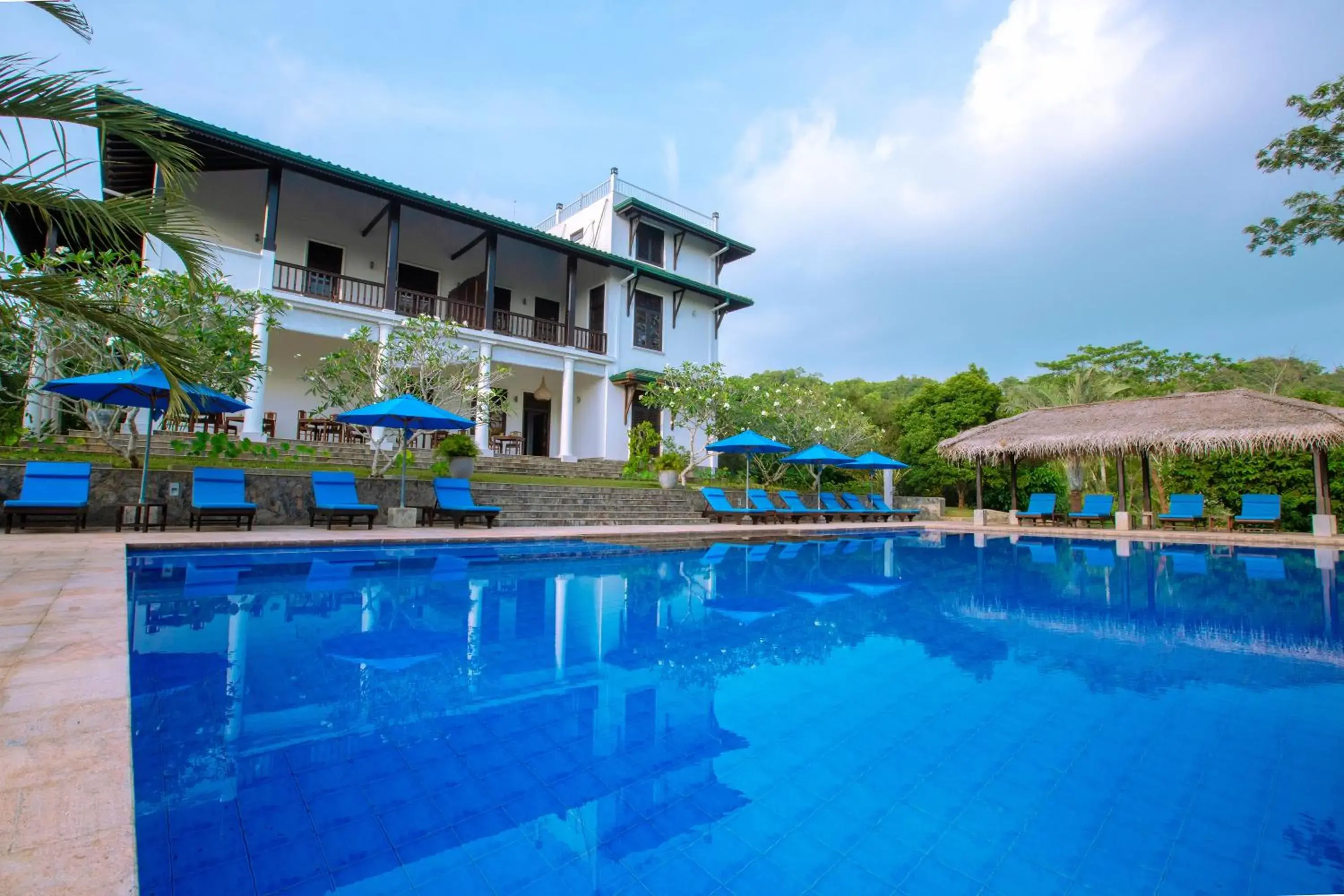 Swimming pool, Property Building in Niyagama House