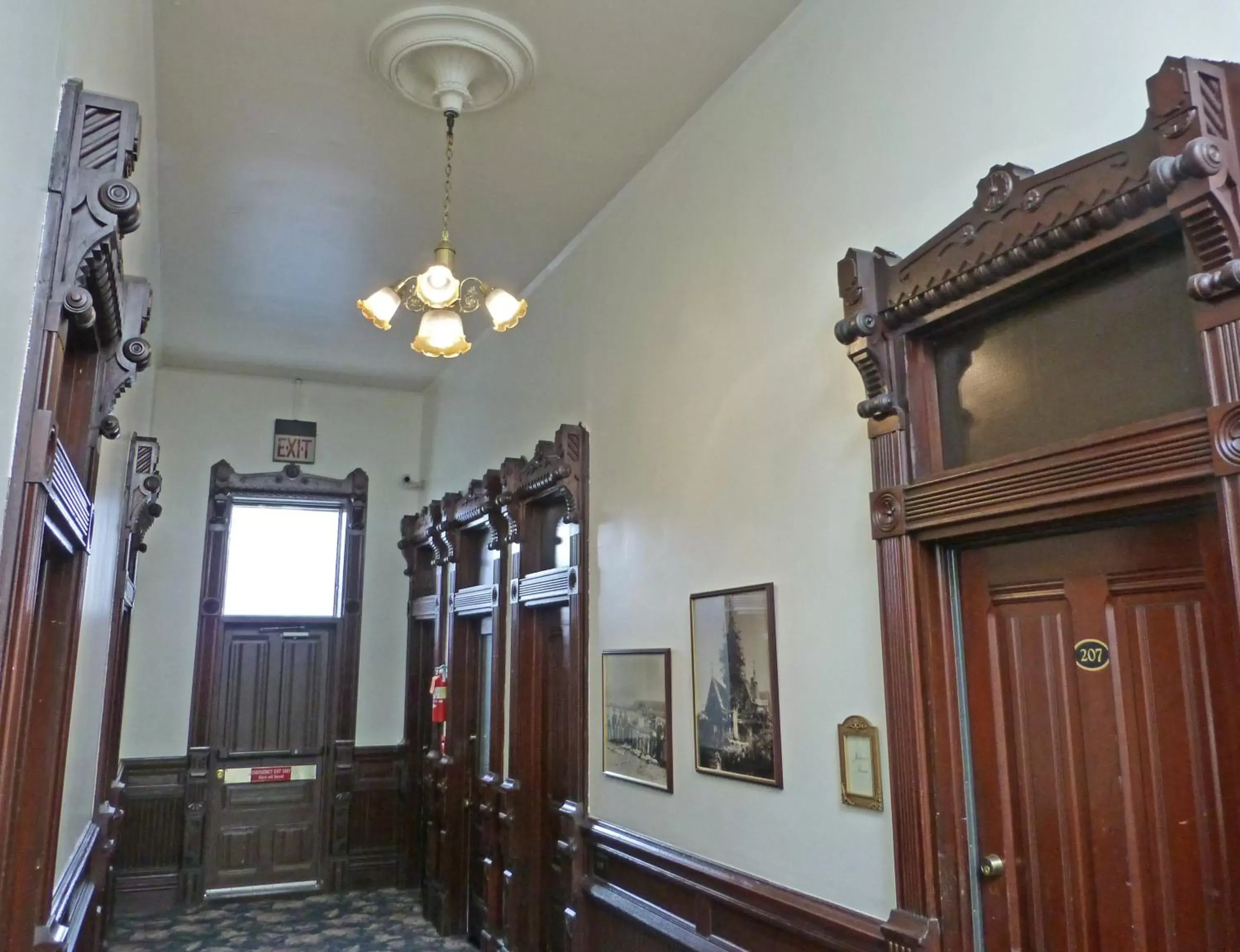 Lobby or reception, Lobby/Reception in Victorian Inn