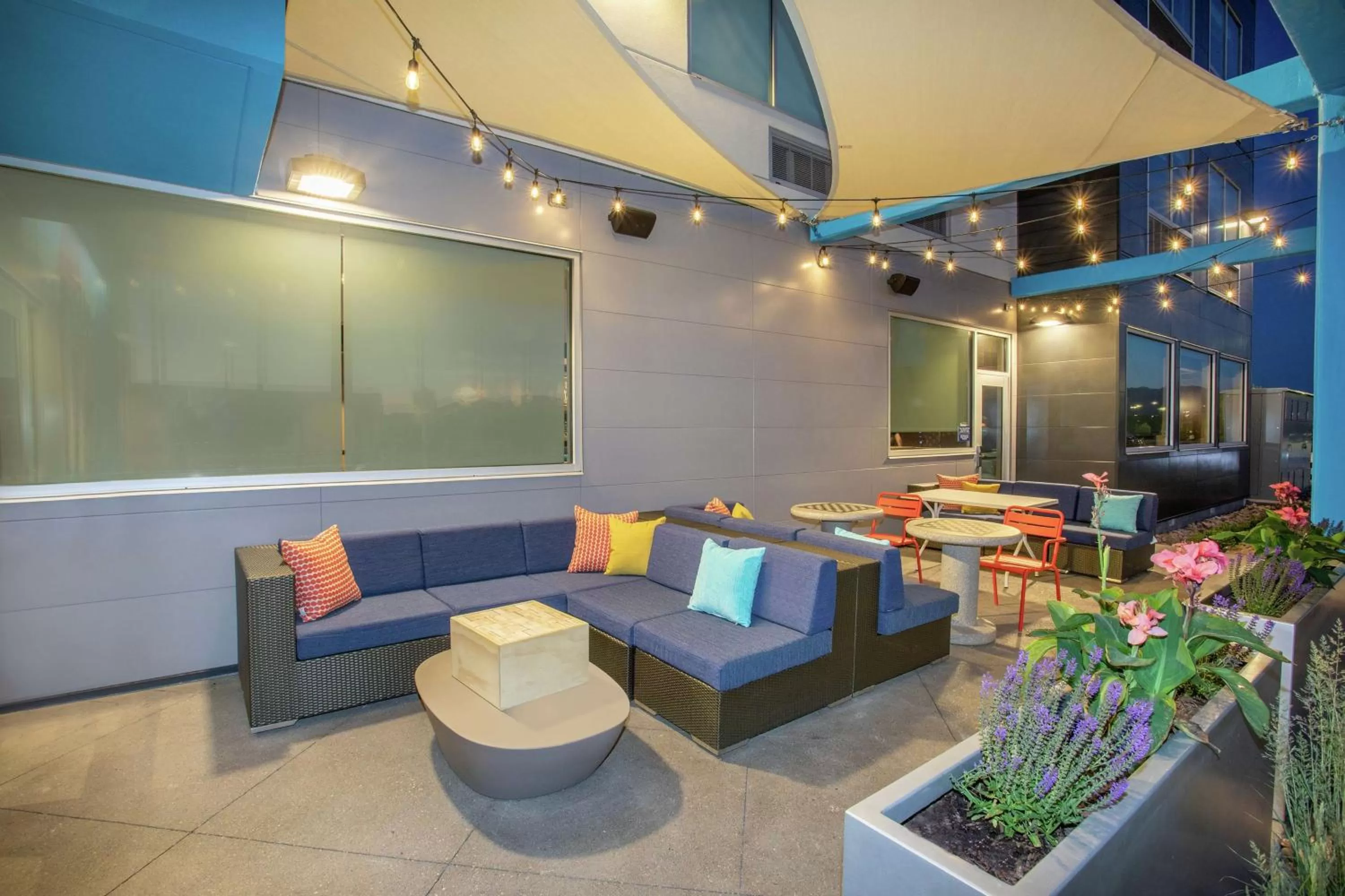 Patio in Tru By Hilton Salt Lake City Midvale