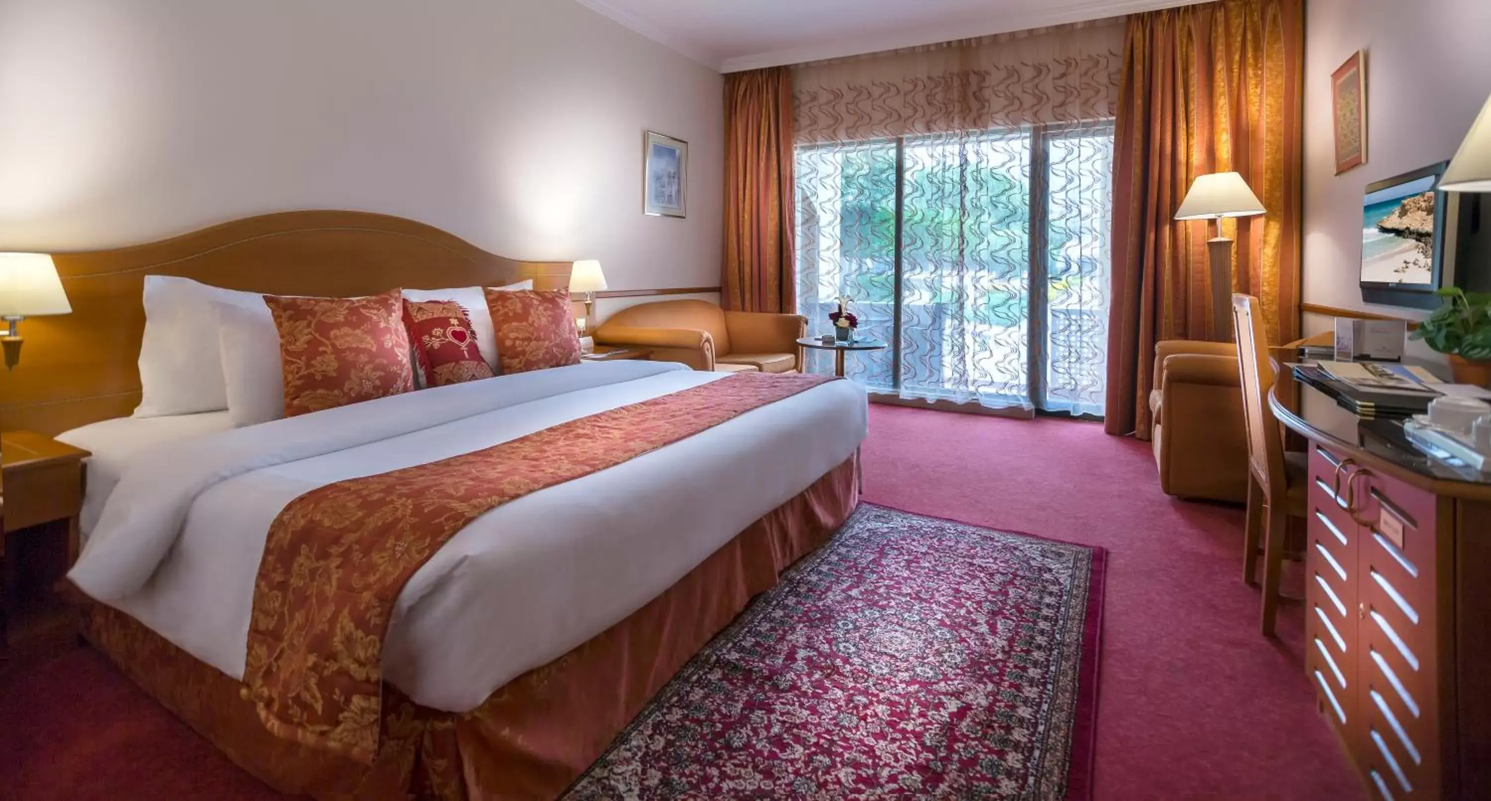 Bed in Golden Tulip Nizwa Hotel
