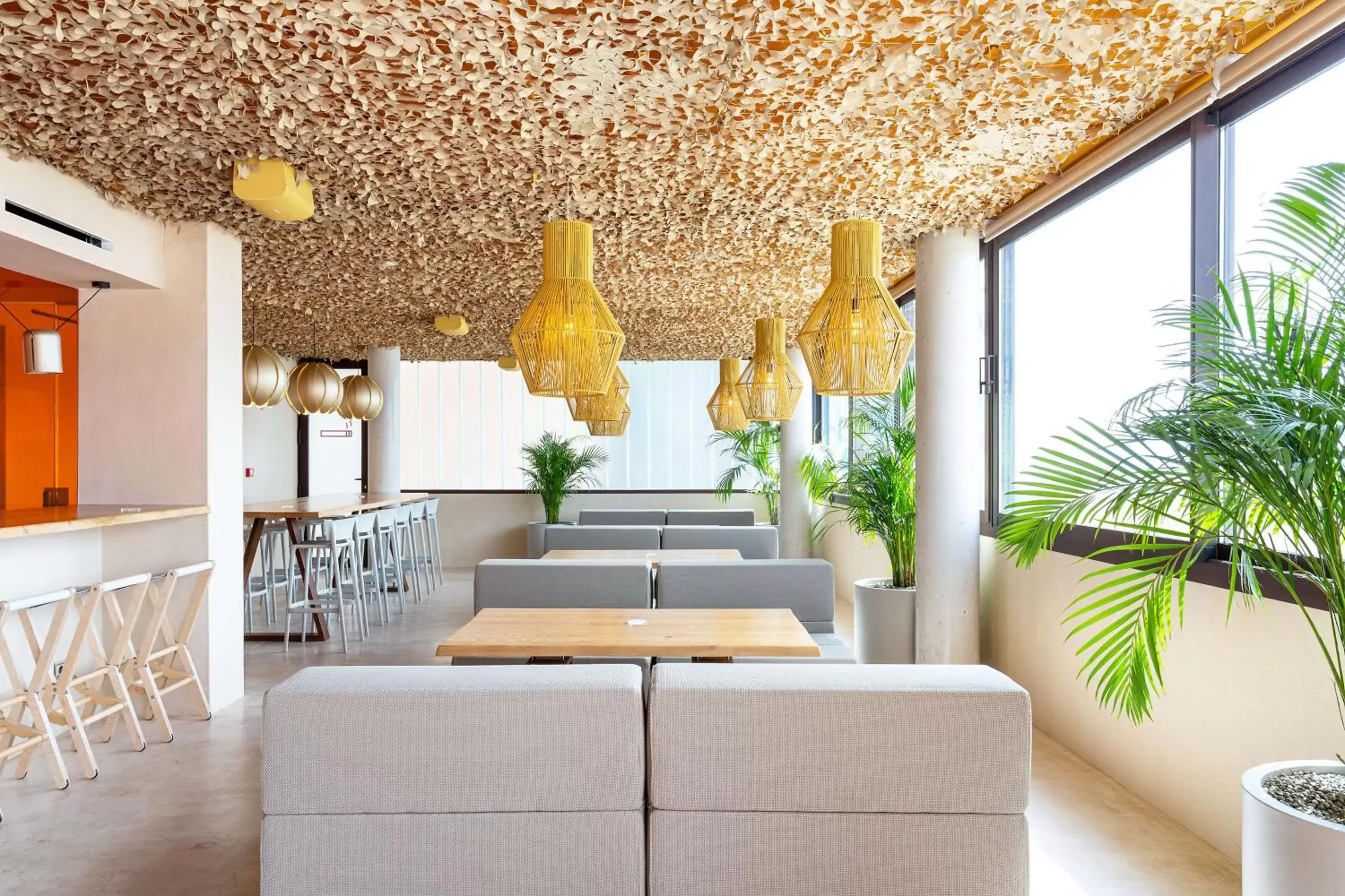 Restaurant/places to eat in Higuerón Hotel Curio Collection by Hilton