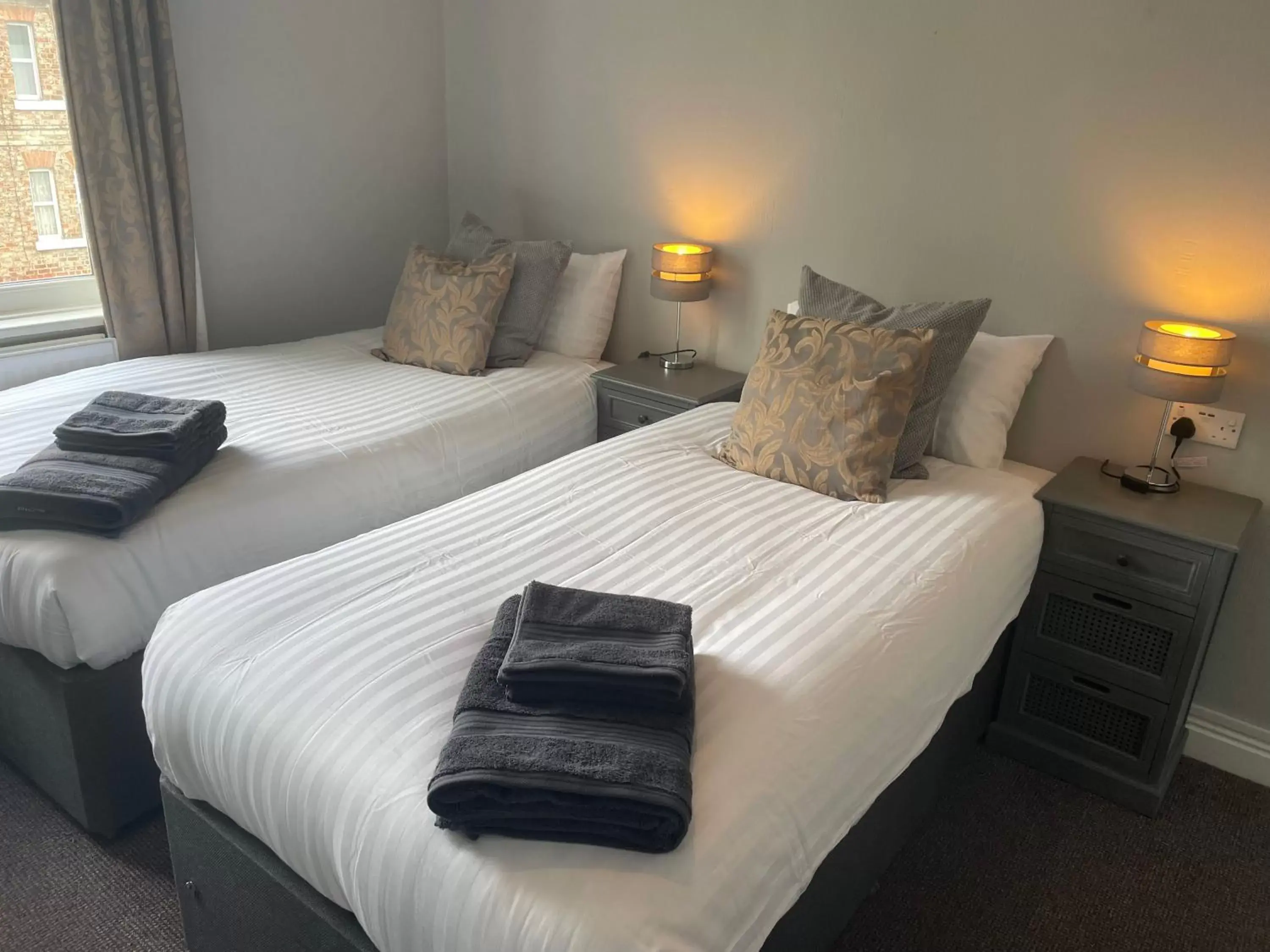 Standard Twin Room in The Nags Head York Standard Twin Room in The Nags Head York