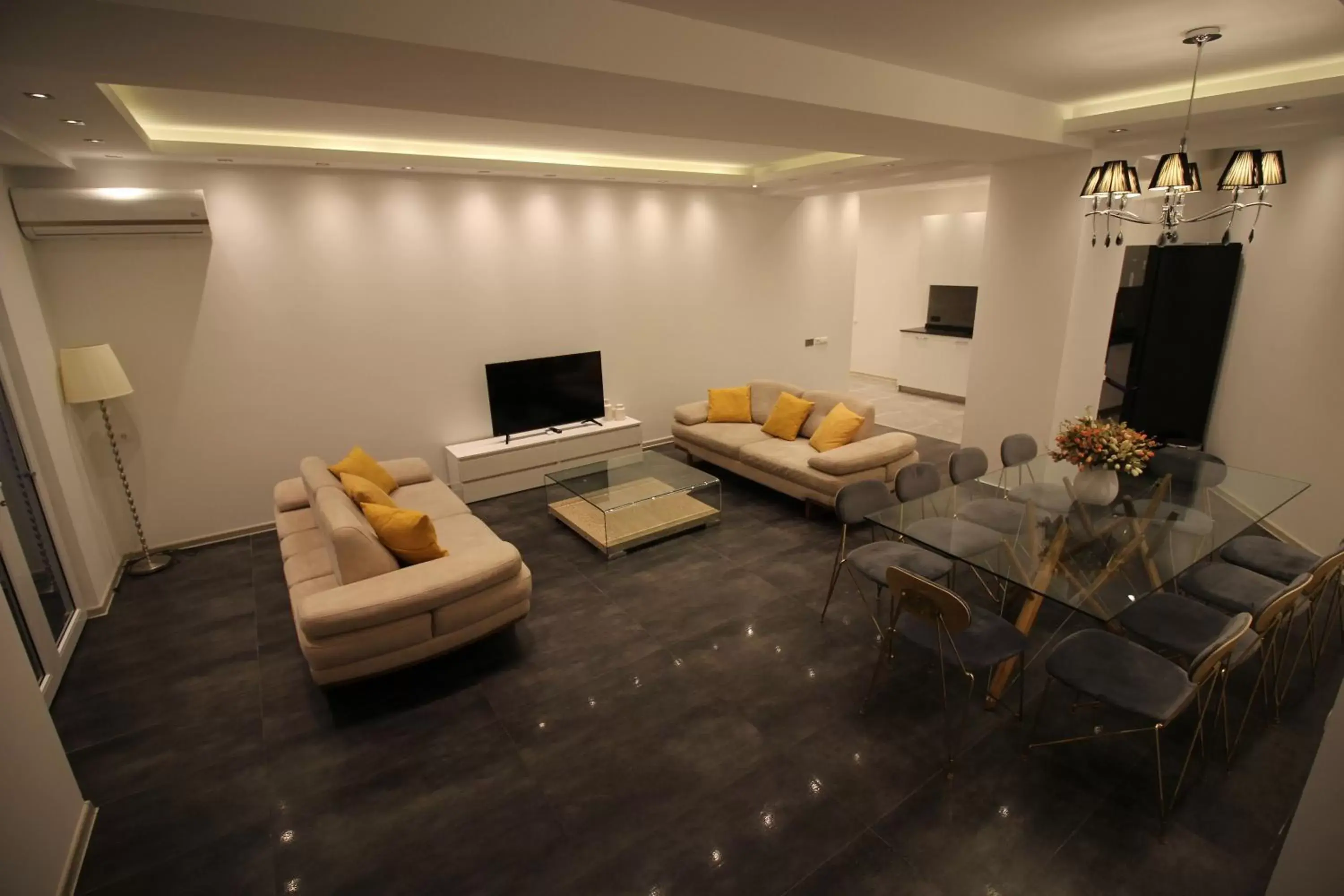 TV and multimedia, Seating Area in Super Luxury Apartments