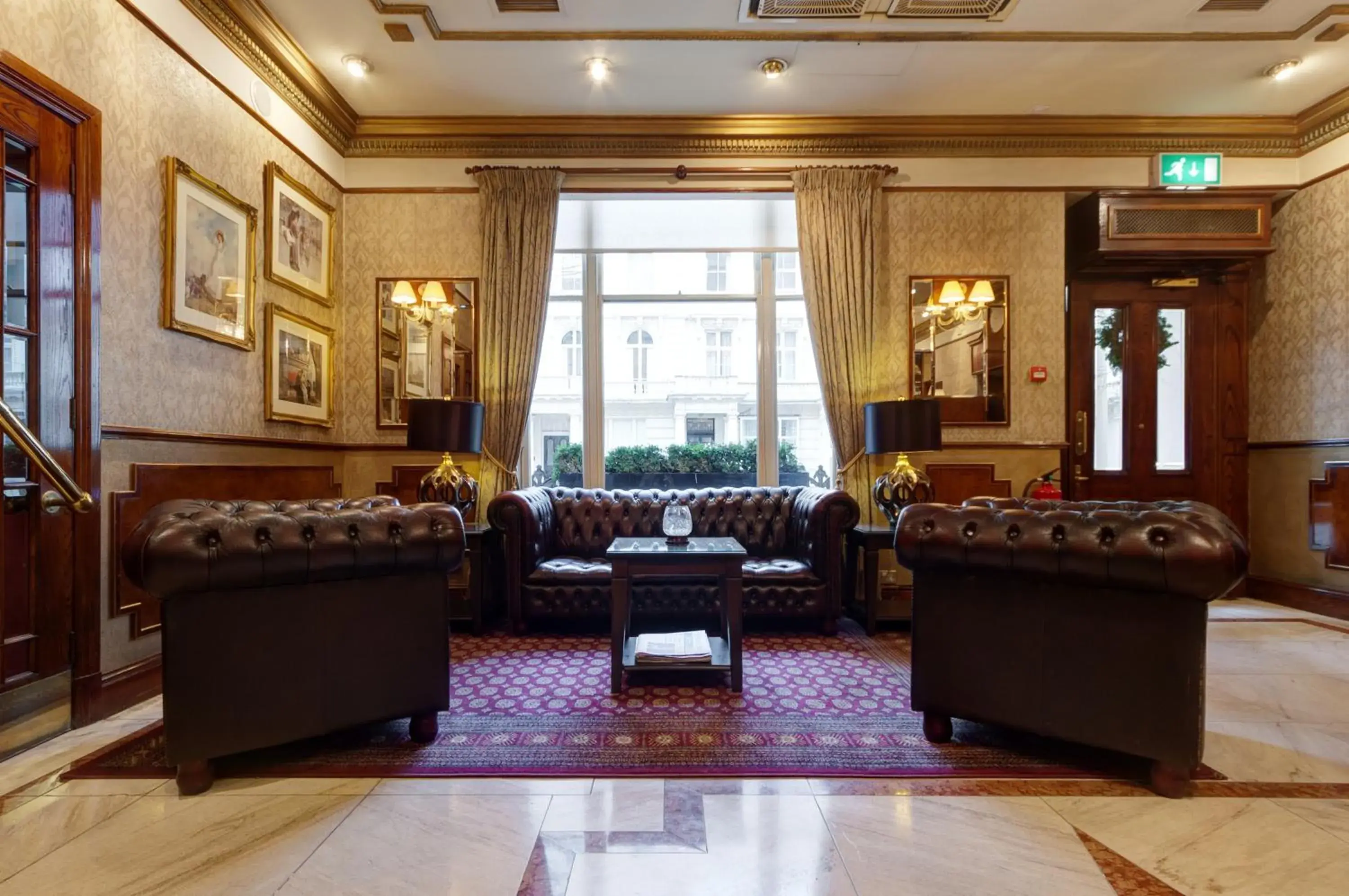 Lobby or reception in Berjaya Eden Park London Hotel
