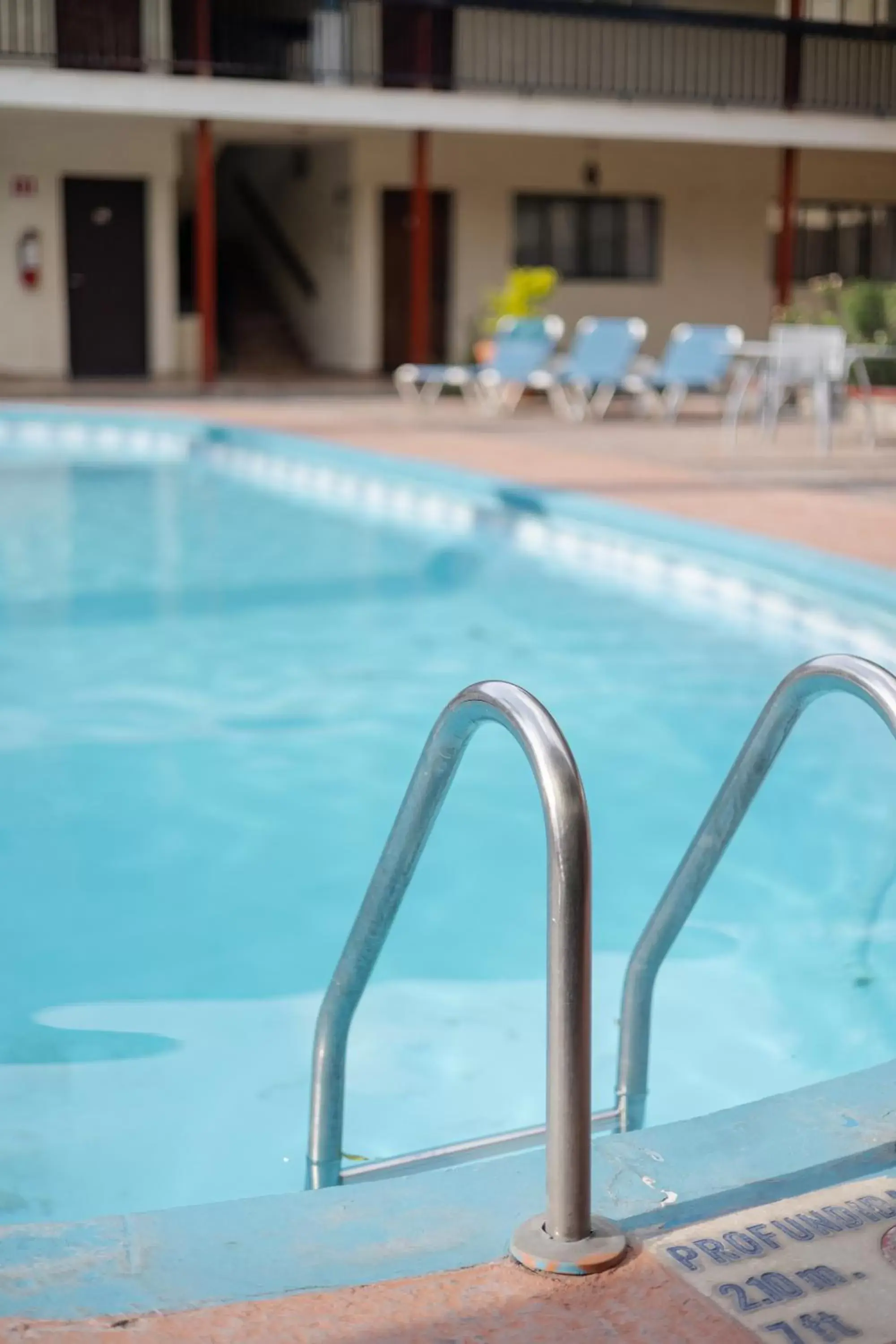 Swimming Pool in Hotel Bugambilia