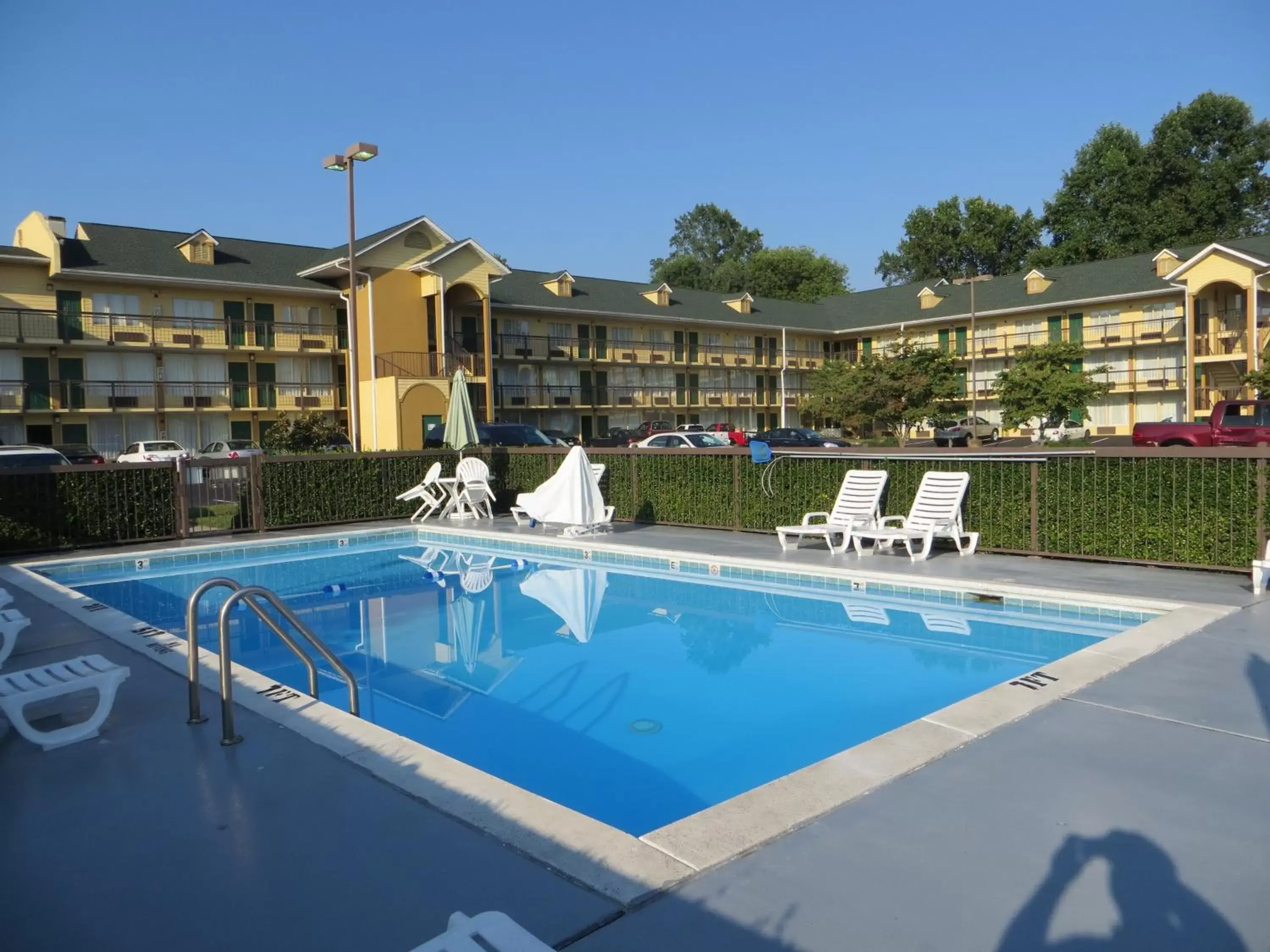 Swimming pool, Property Building in Baymont by Wyndham Sevierville Pigeon Forge