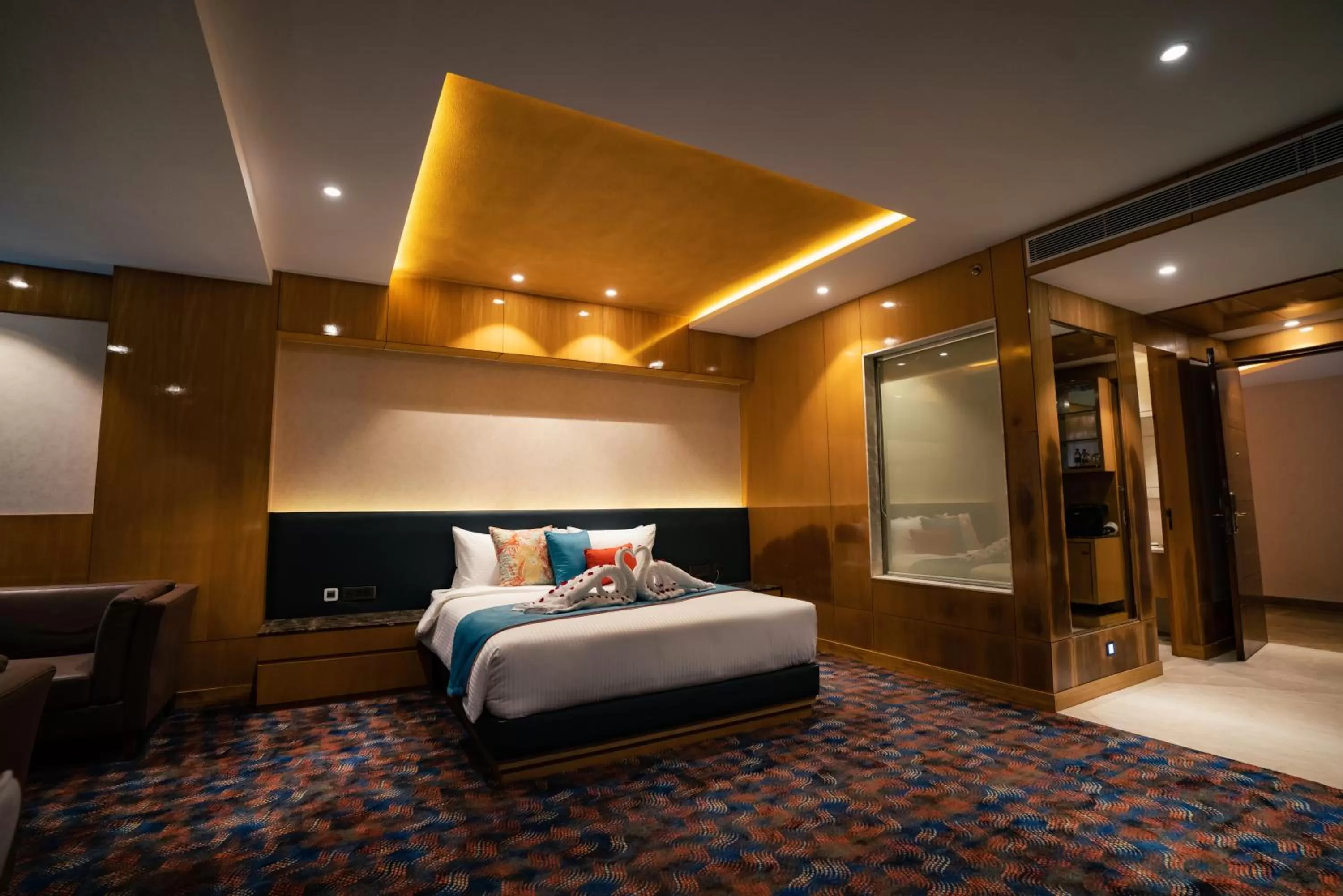 Bed in Ramada Plaza by Wyndham Jammu Vijaypur