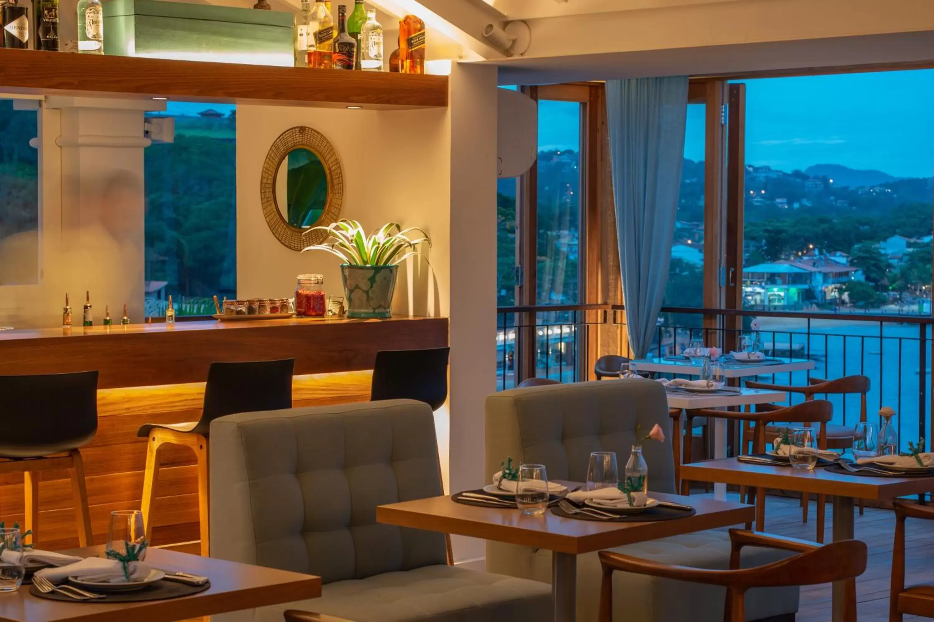 Restaurant/places to eat in Vila deste Hotel Restaurant/places to eat in Vila deste Hotel