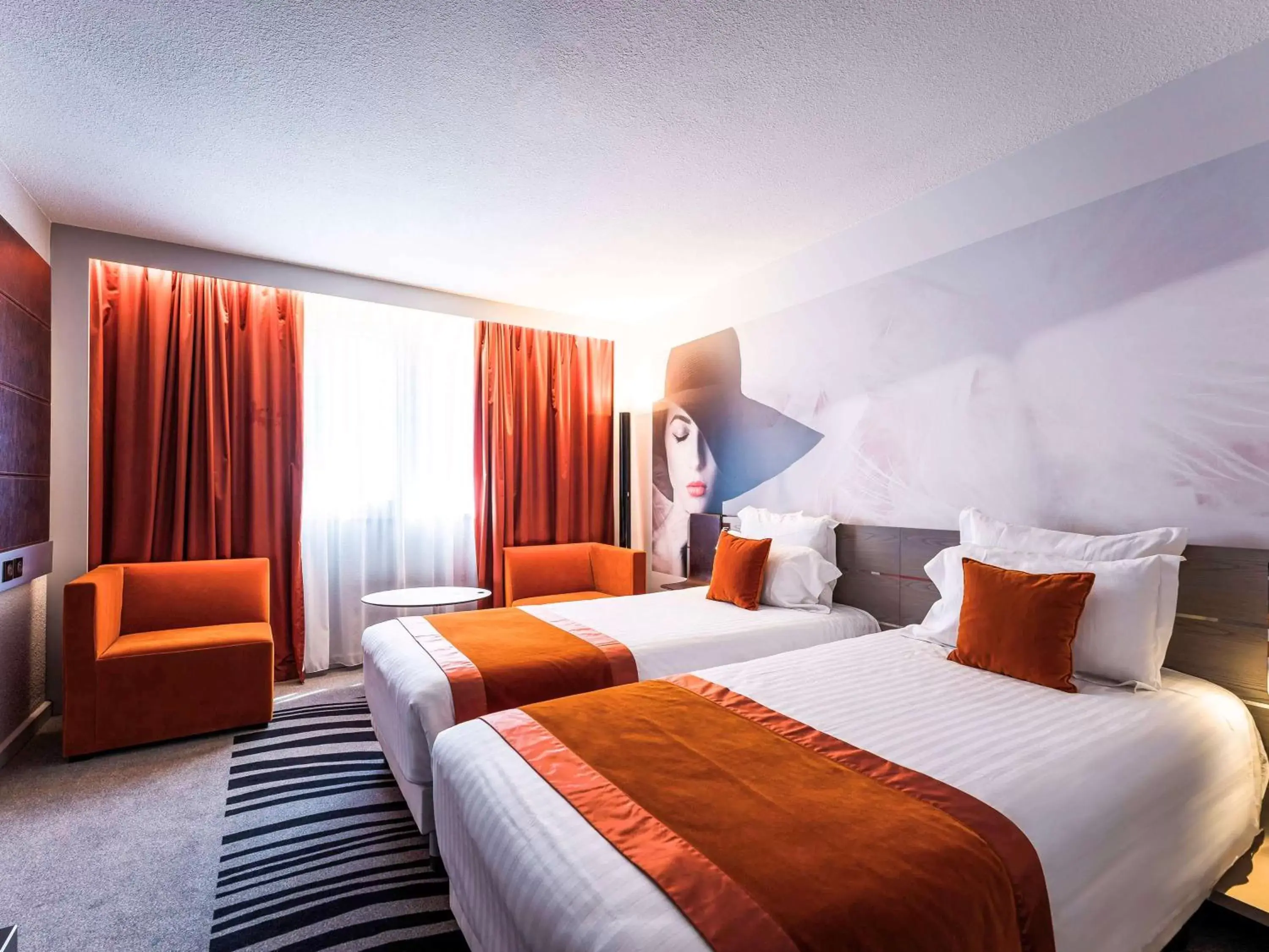 Photo of the whole room, Bed in Novotel Orléans Saint Jean de Braye