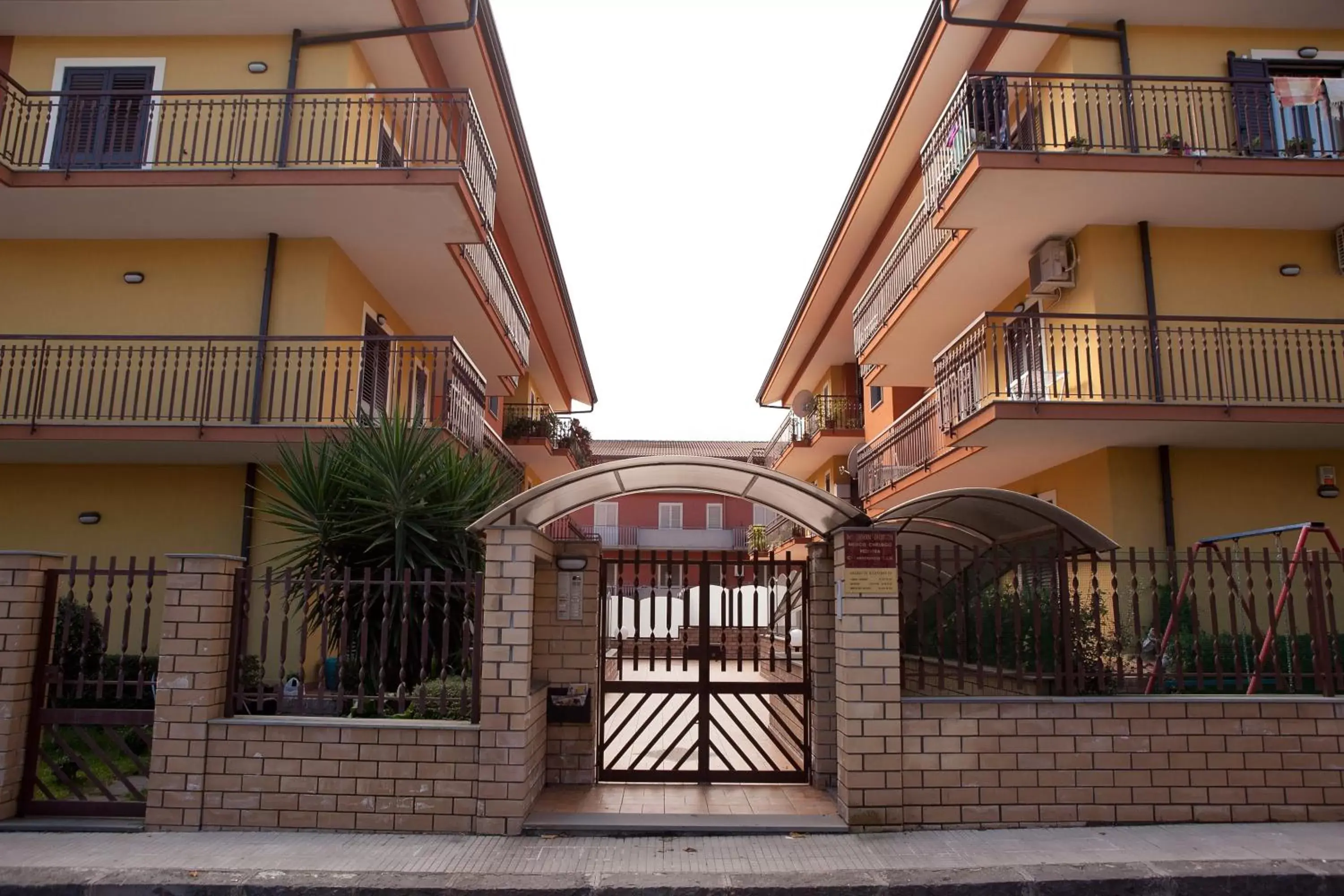 Facade/entrance in B&B Casa Mauro