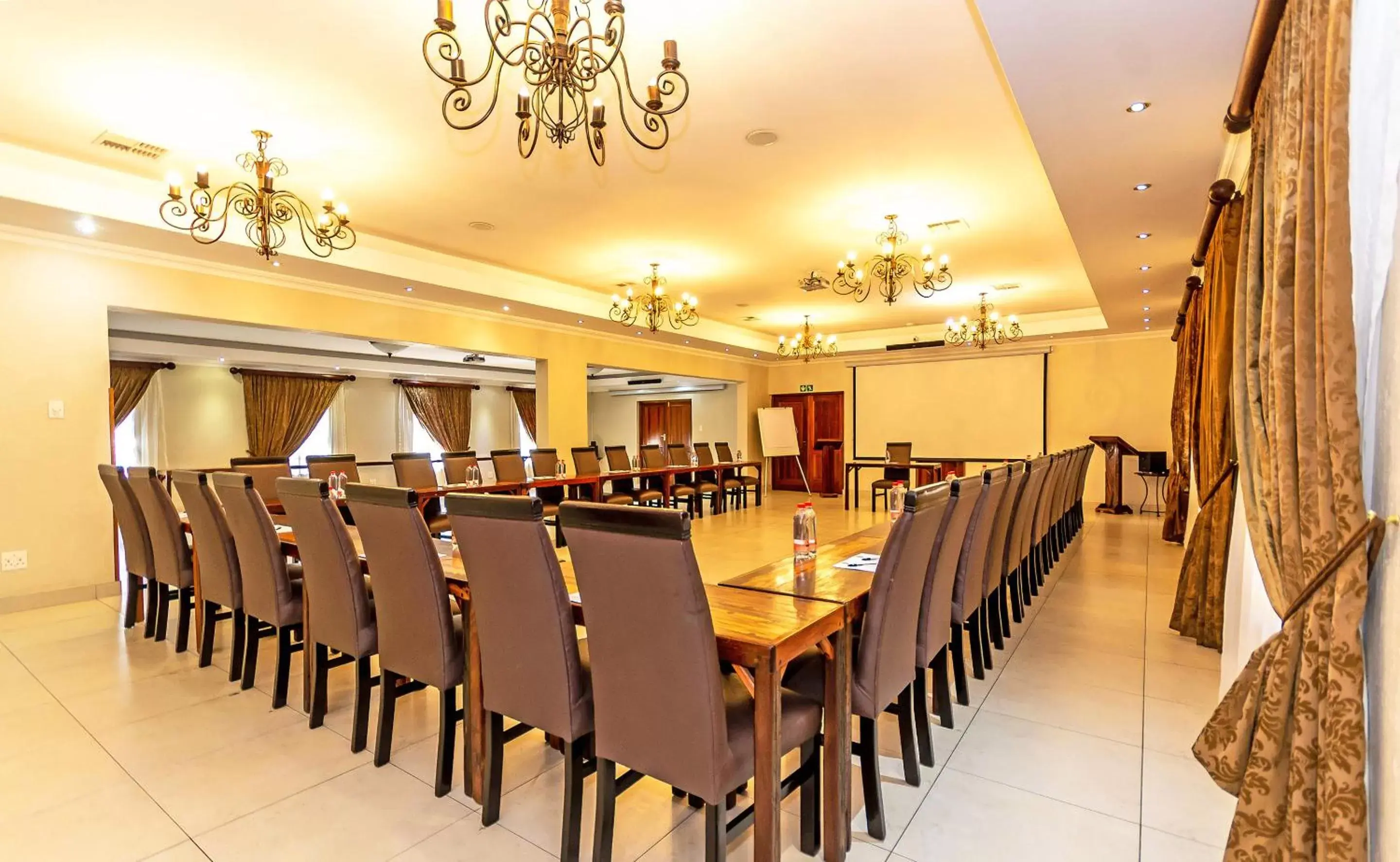 Meeting/conference room in Afrique Boutique Hotel O.R. Tambo