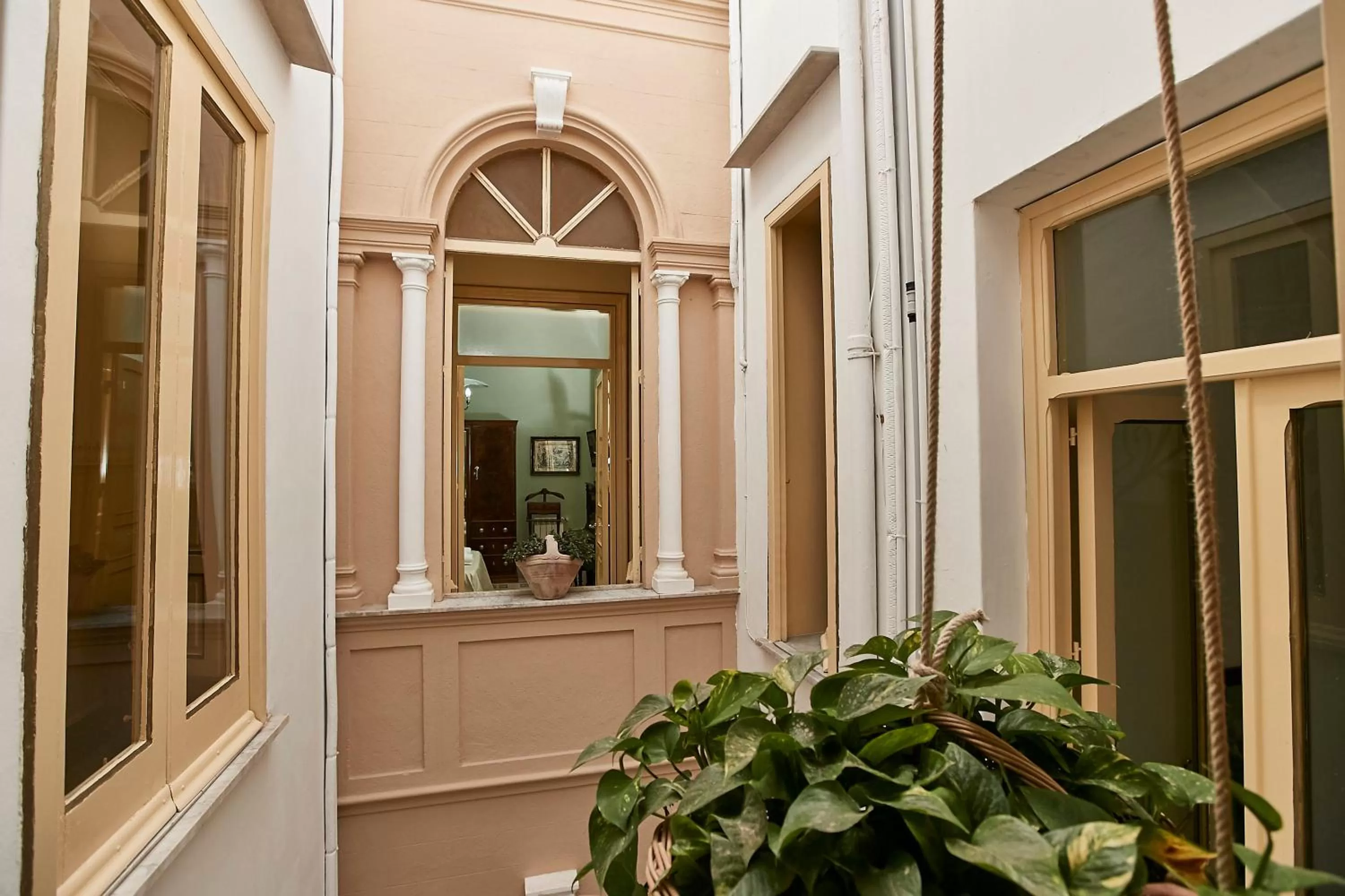 Decorative detail in Dimora La Commare