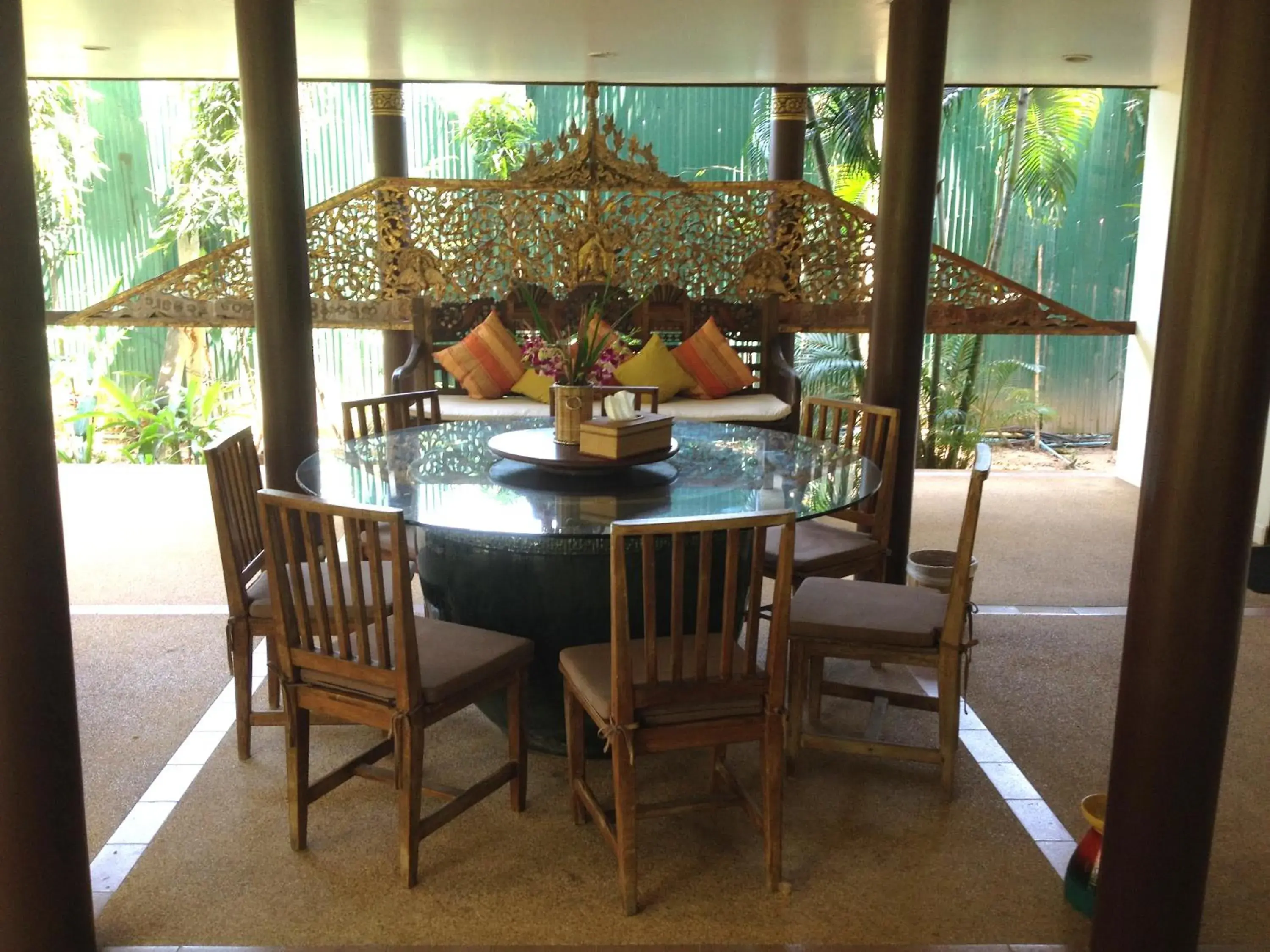 Dining area in Ban Keaw Villas