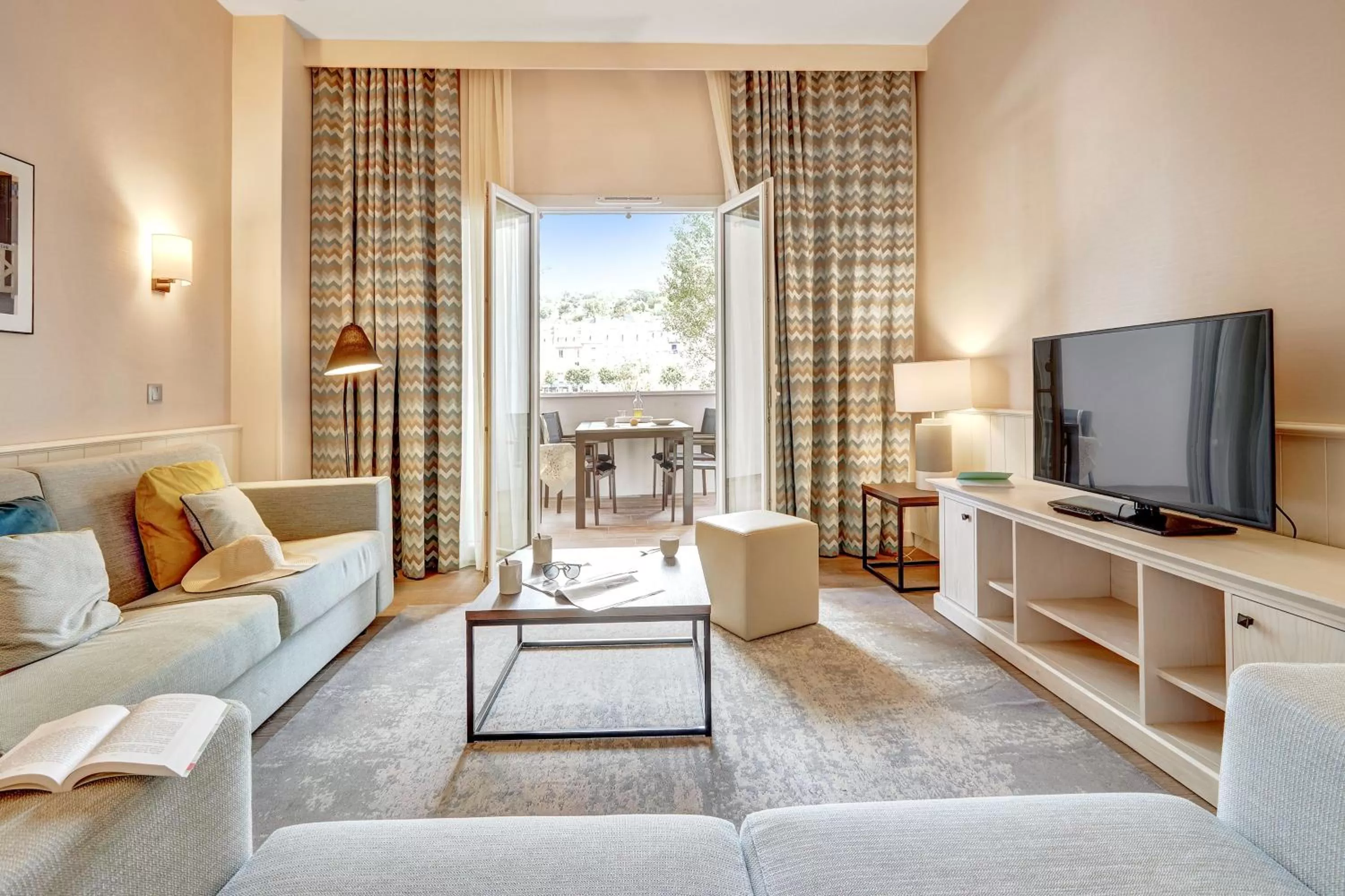 Communal lounge/ TV room in Résidence Pierre & Vacances Premium Presqu'Ile de la Touques