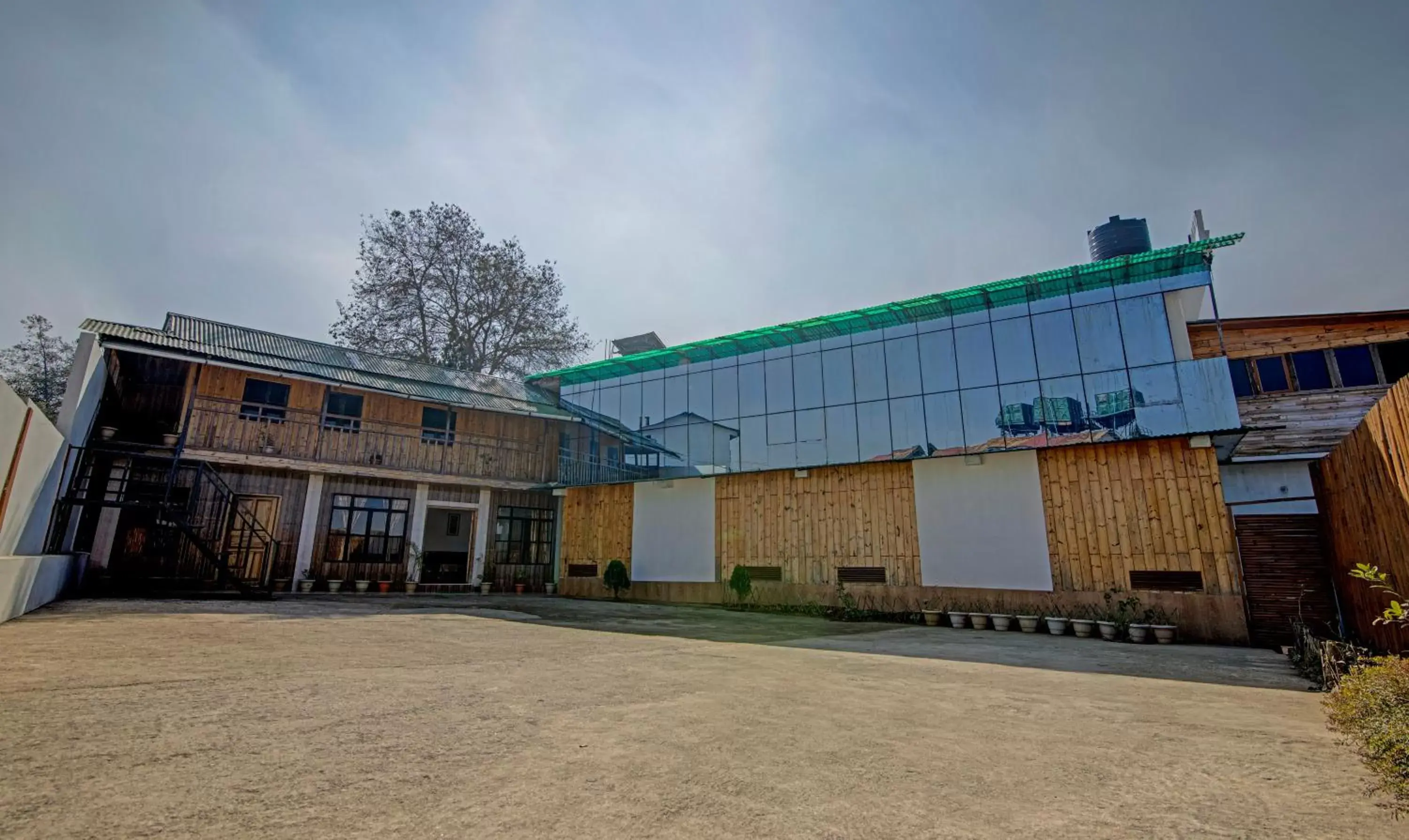 Property building in Treebo Omega Stay Inn Property building in Treebo Omega Stay Inn