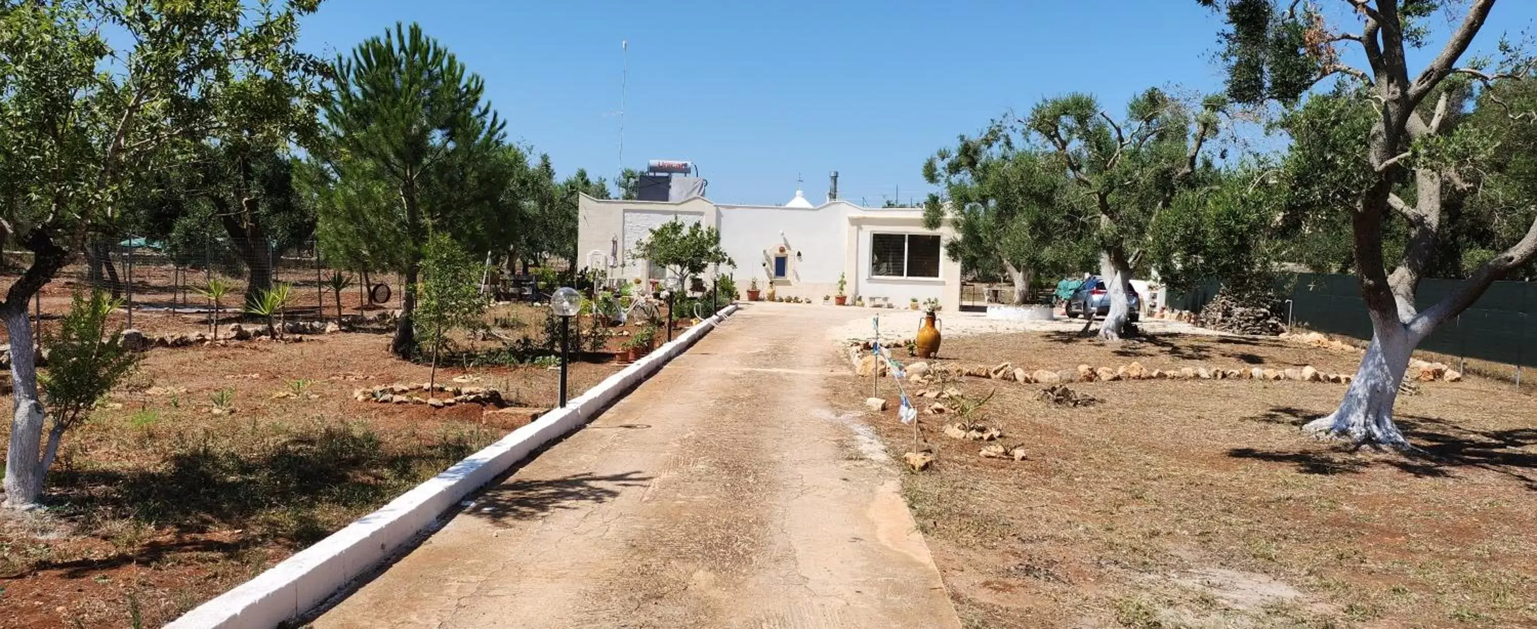 Property building in TRULLO CARMEN