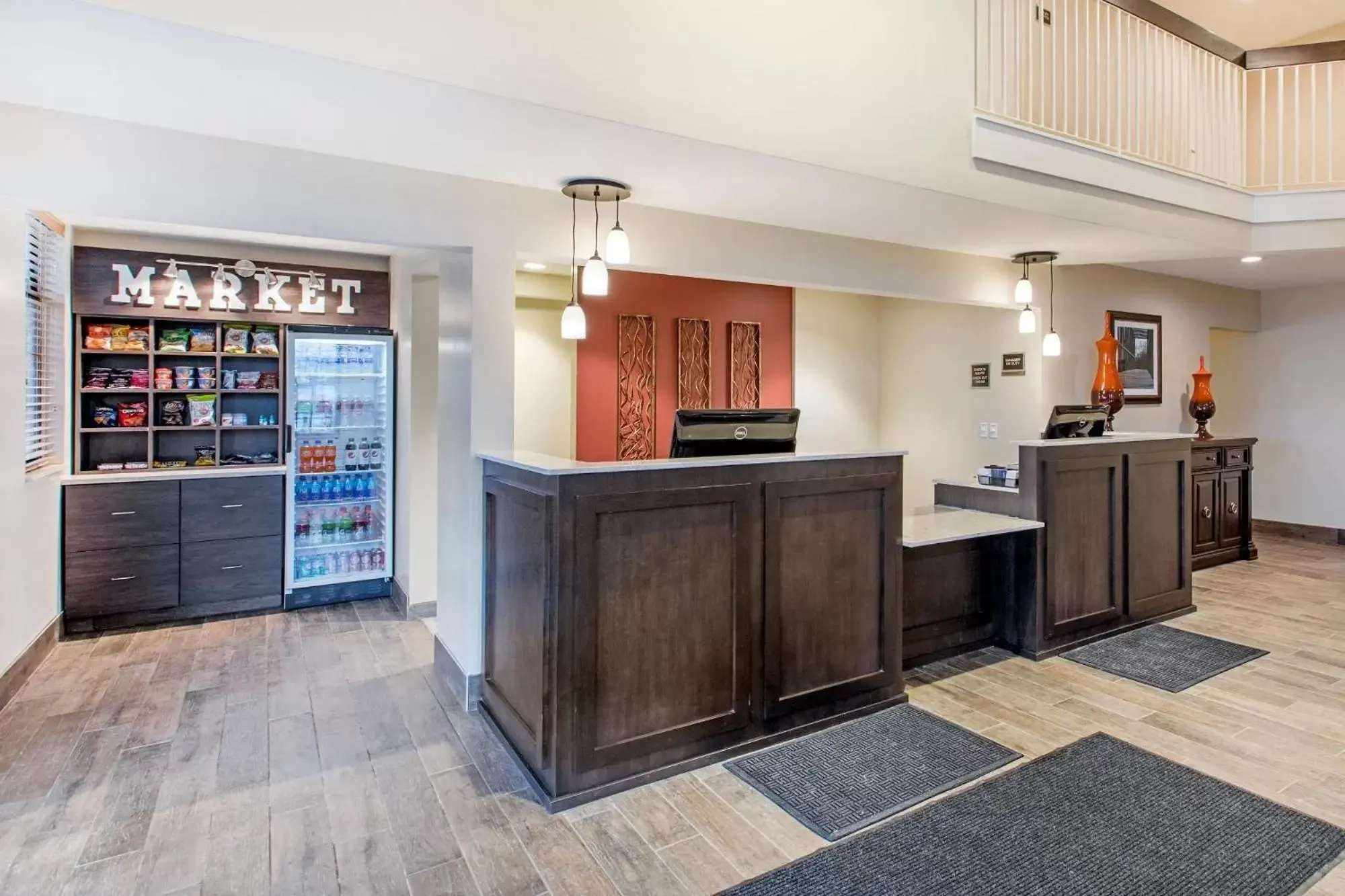 Lobby or reception in Country Inn & Suites by Radisson, Grandville-Grand Rapids West, MI