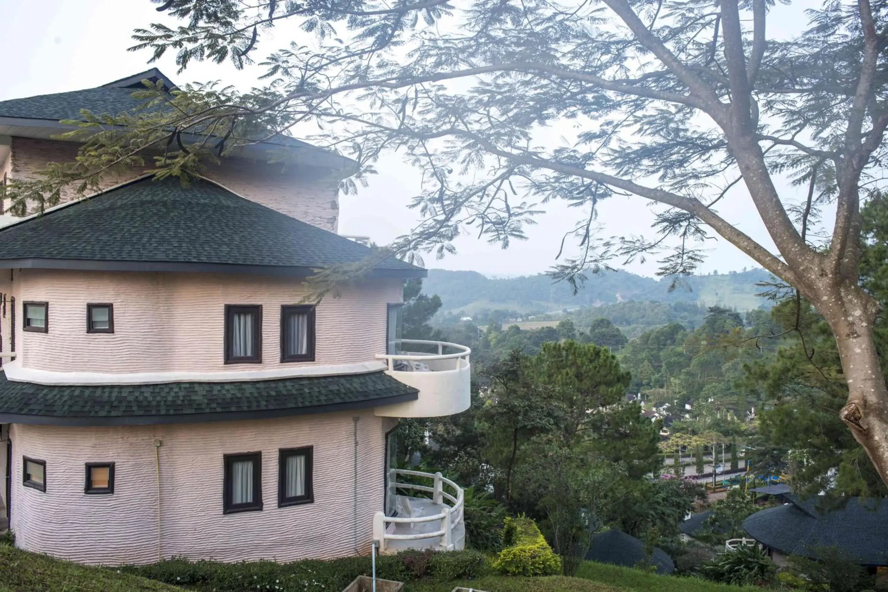 Garden view in Imperial Phukaew Hill Resort Garden view in Imperial Phukaew Hill Resort