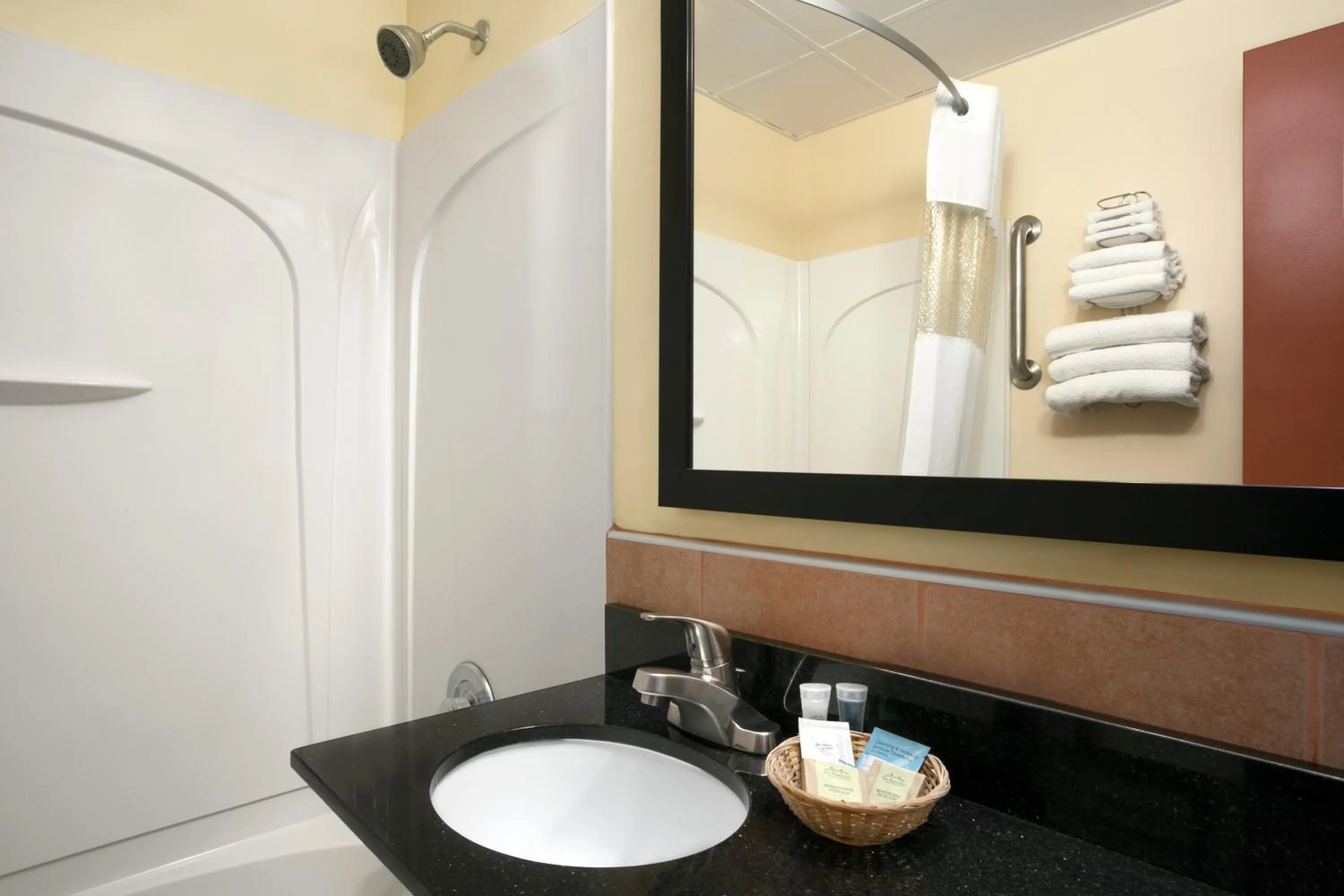 Bathroom in Travelodge by Wyndham Cleveland Lakewood