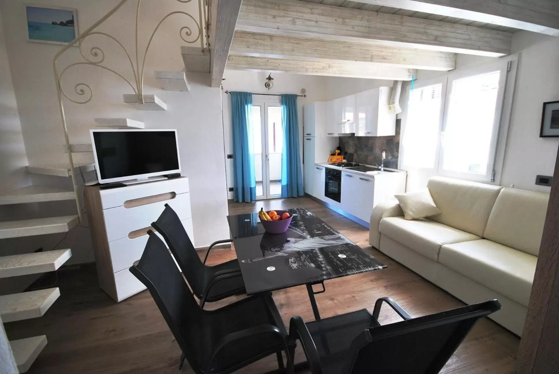 TV and multimedia, Seating Area in Holiday Residence Rifugio