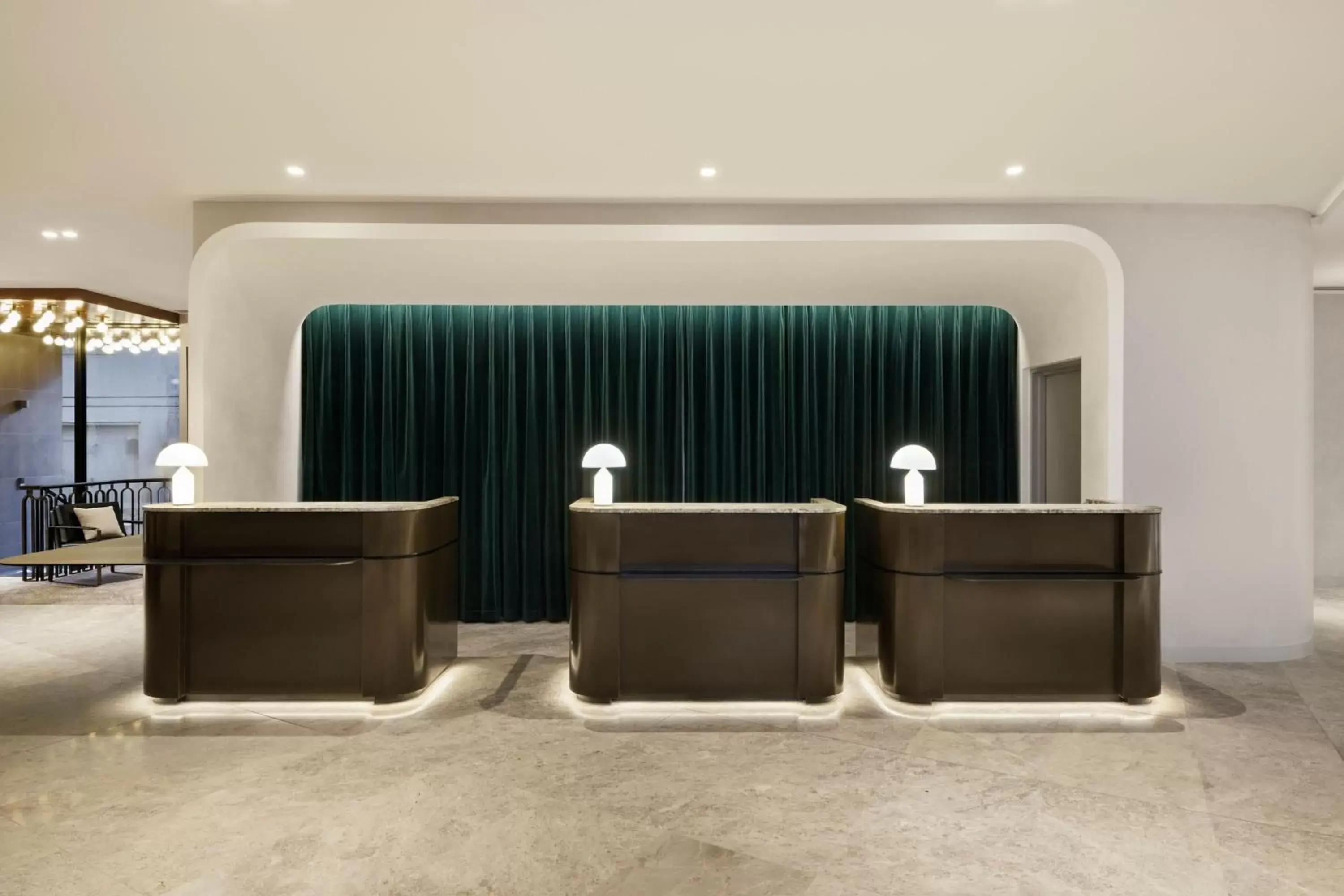 Lobby or reception in Le Méridien Melbourne