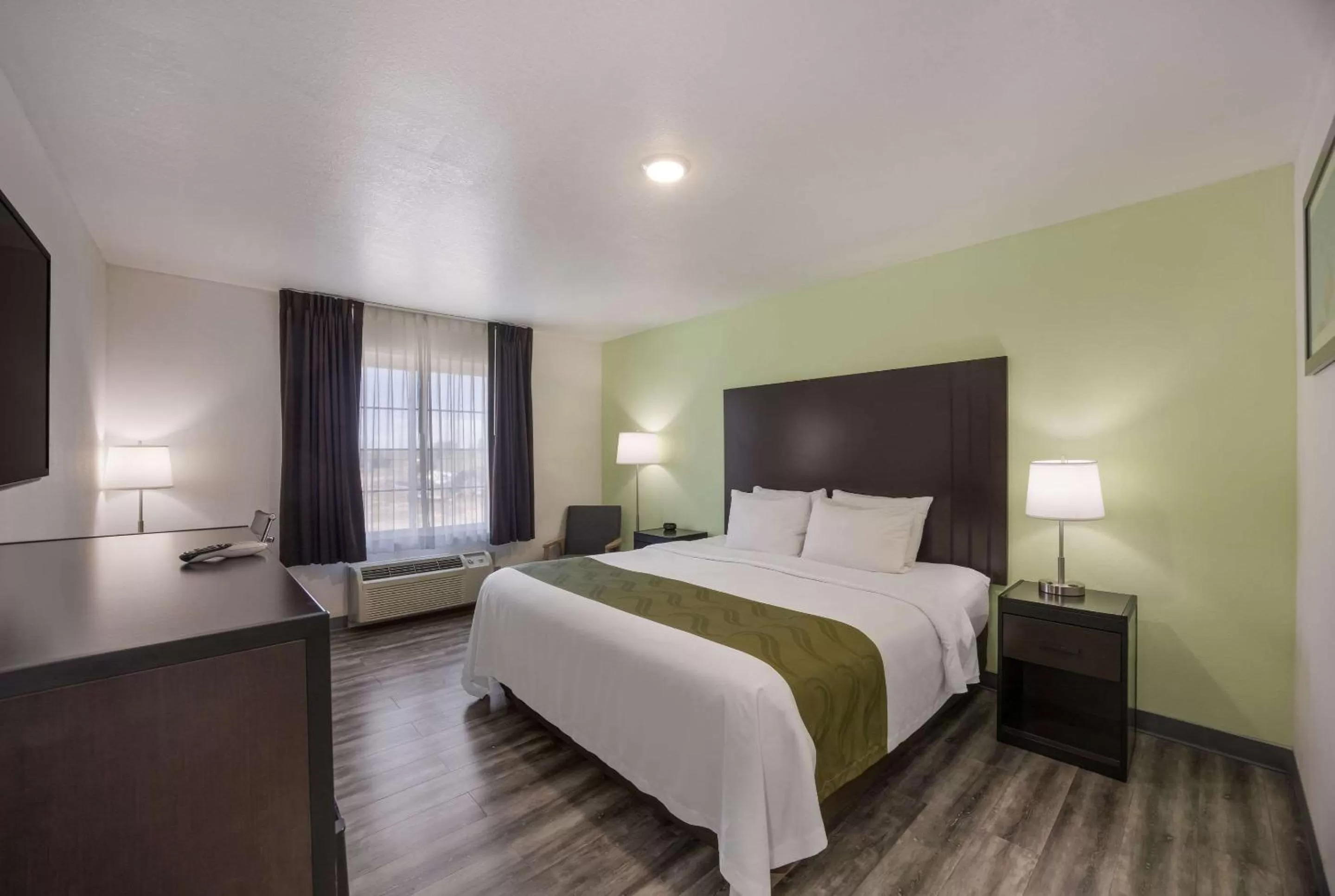 Bedroom, Bed in Quality Inn & Suites Clayton, NM