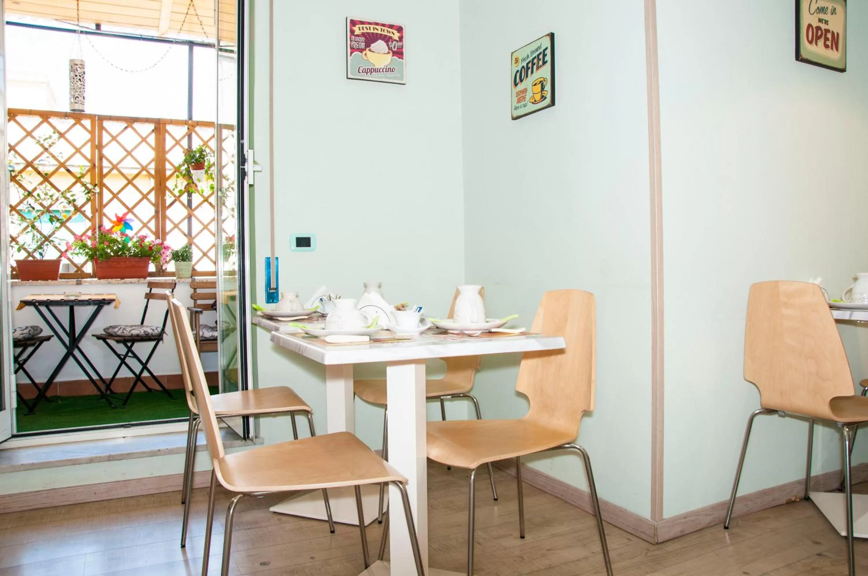 Dining Area in B&B Exa Rooms - Just Rome