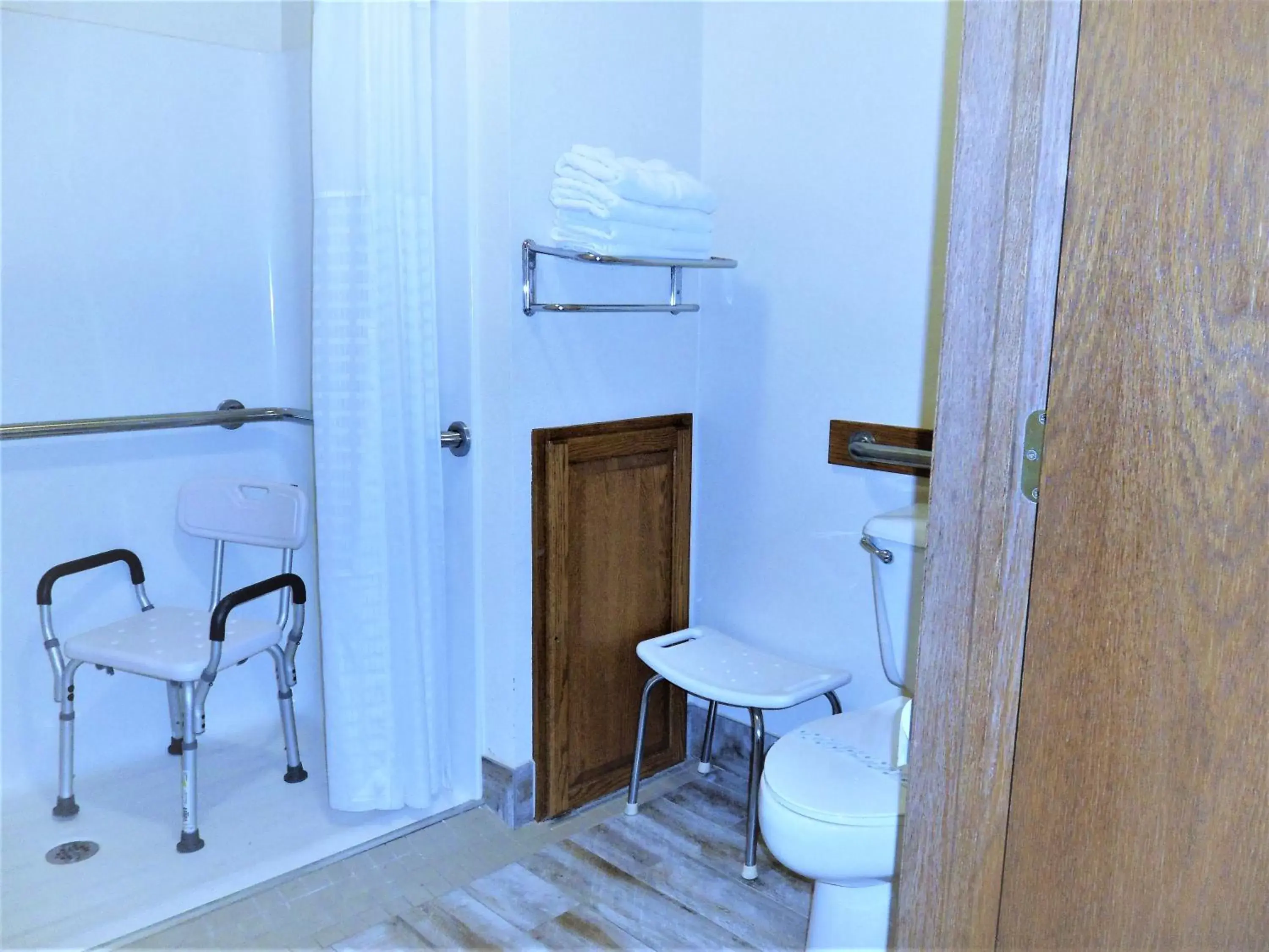 Bathroom in Der Ruhe Blatz Motel