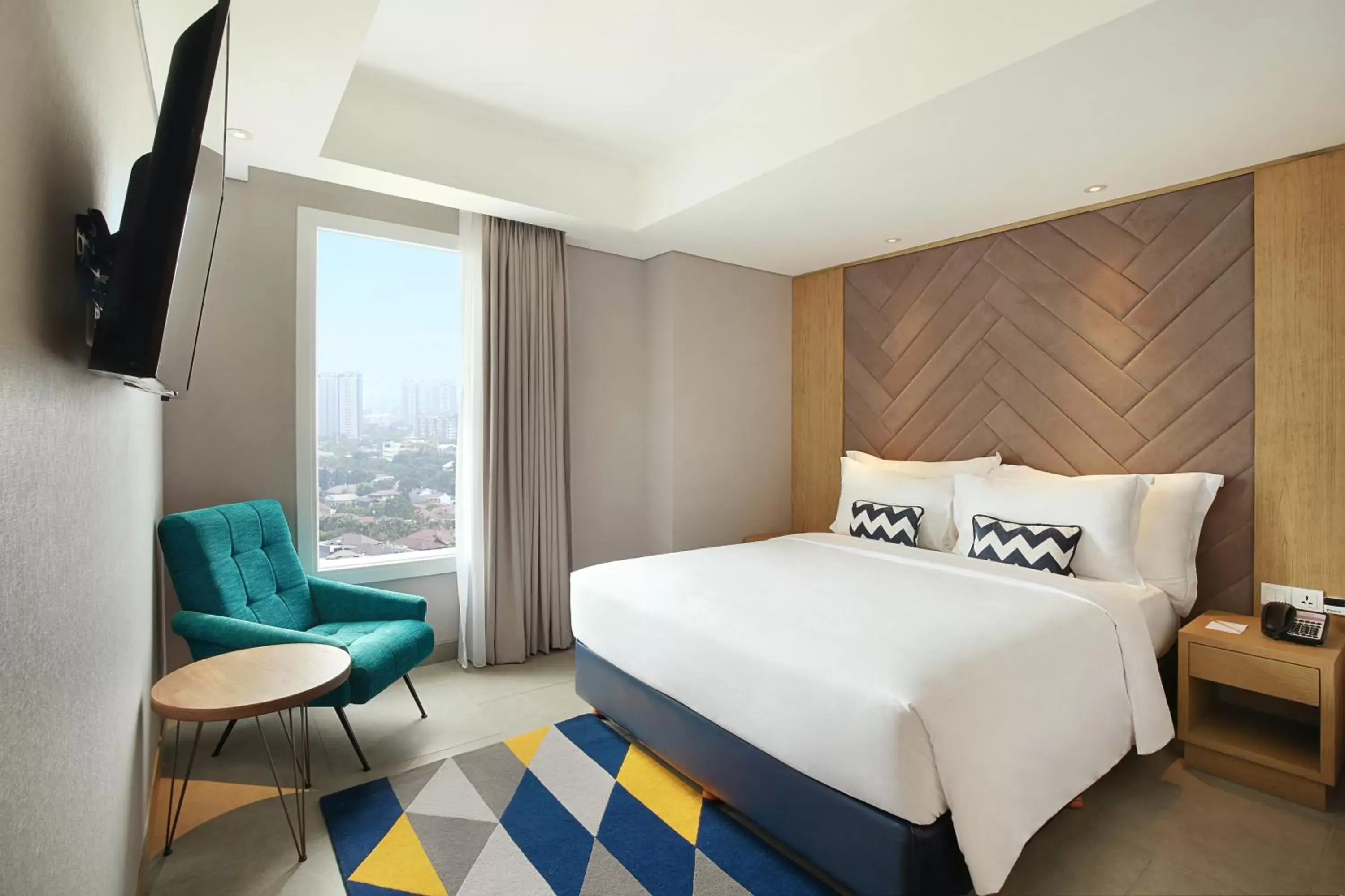 Staff, Bed in Swiss-Belinn Simatupang Staff, Bed in Swiss-Belinn Simatupang