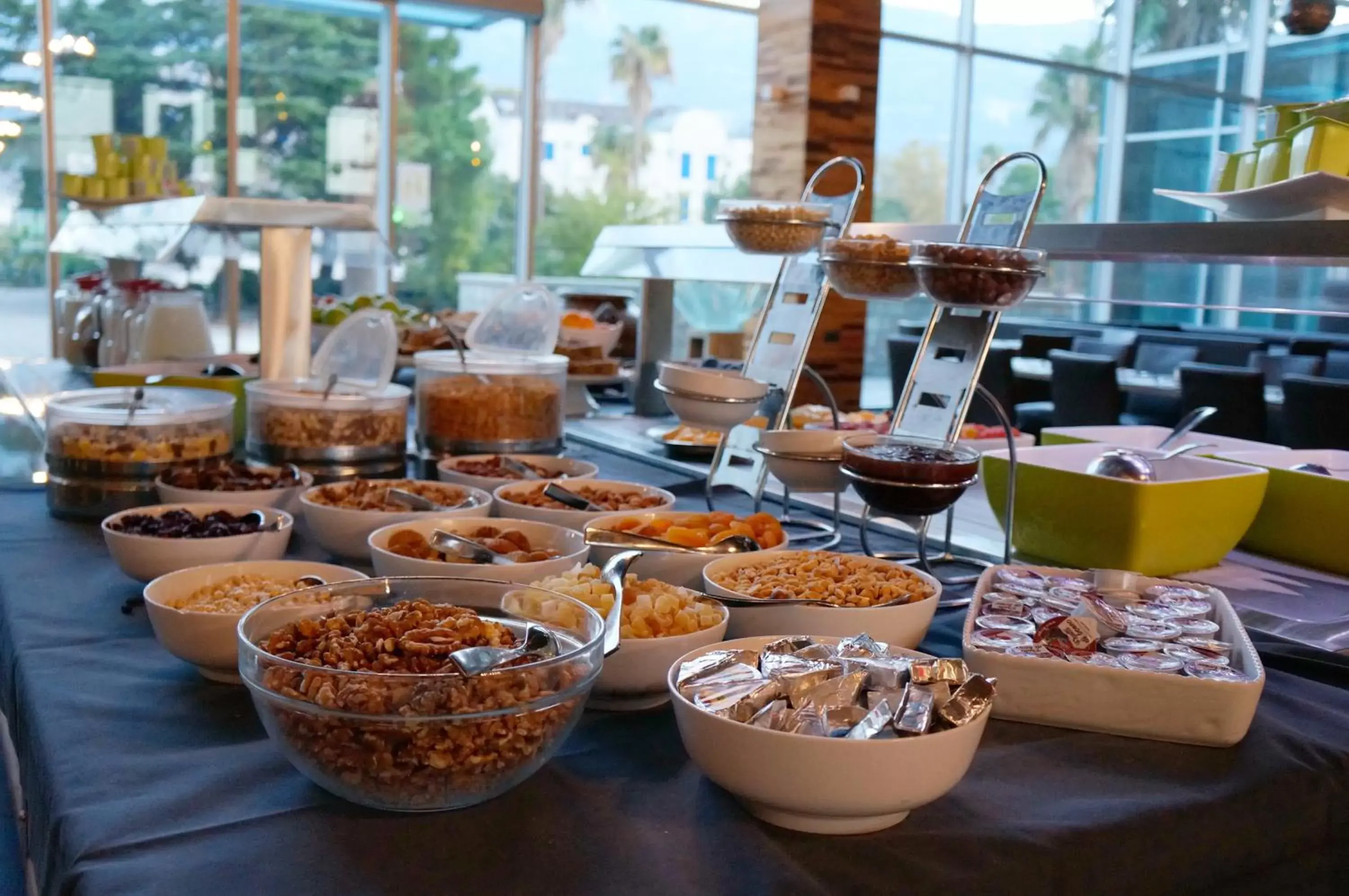 Buffet breakfast in Avala Resort & Villas