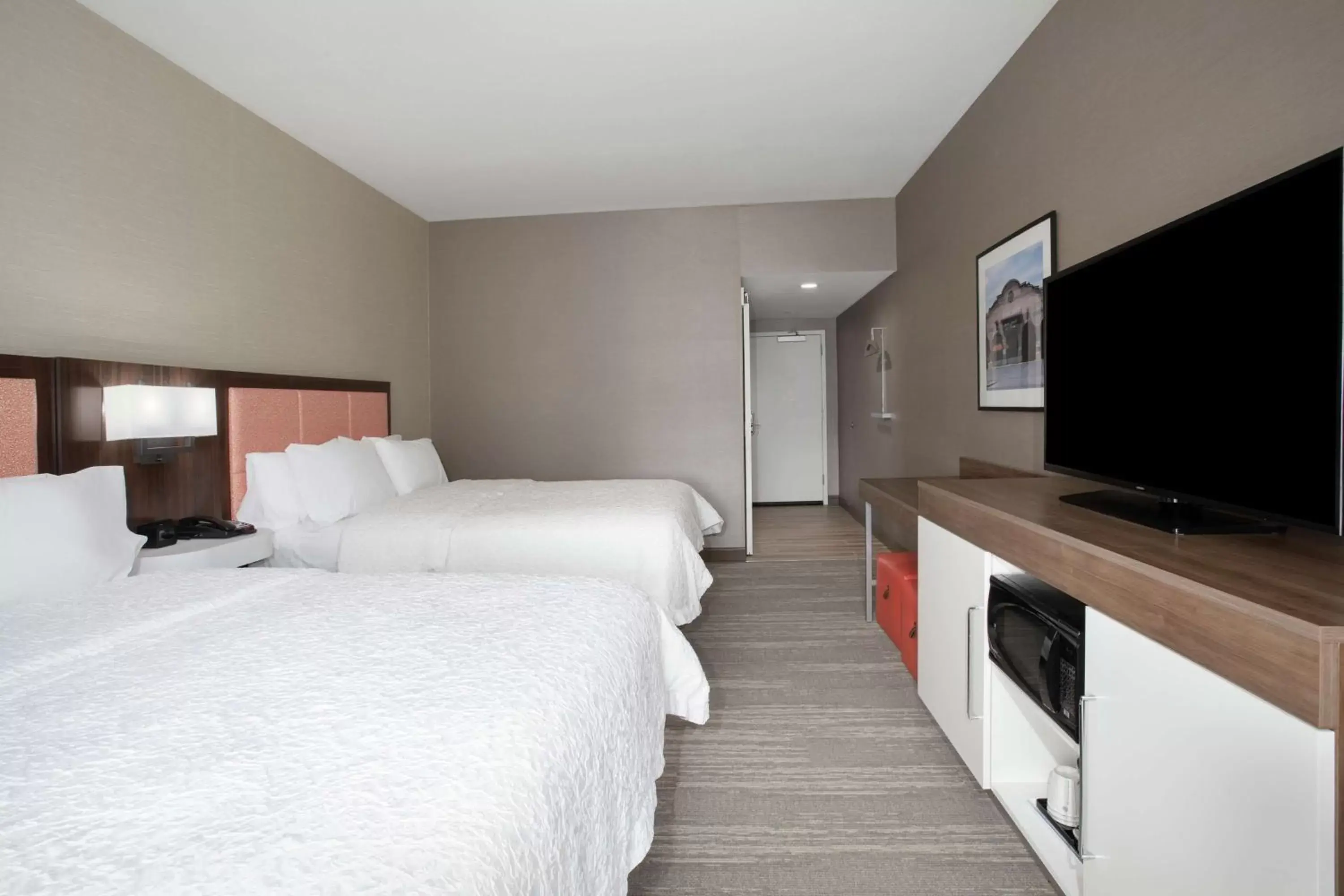 Bedroom, Bed in Hampton Inn And Suites Logan, Ut