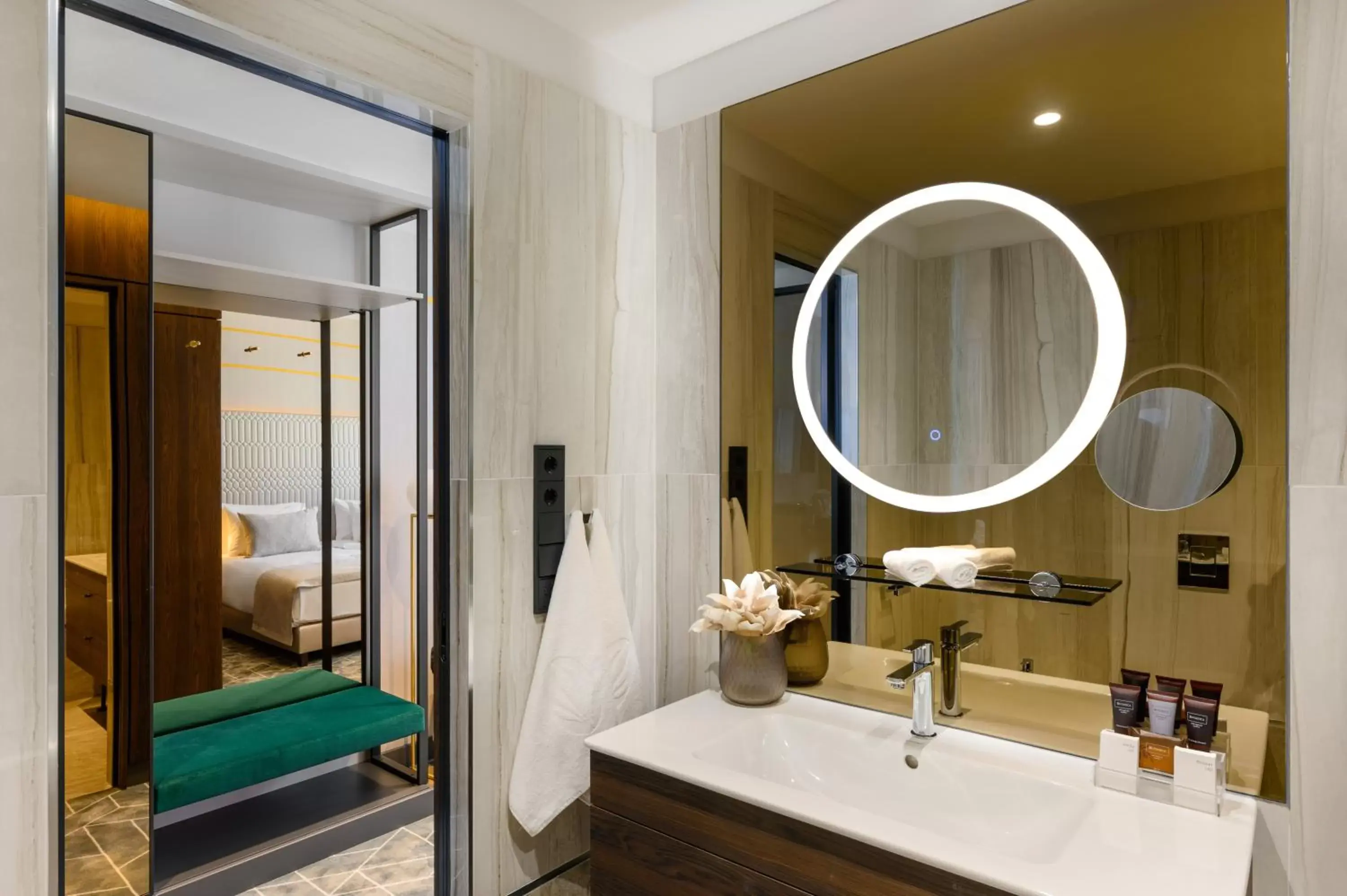 Bathroom in Emerald Hotel by Continental Group Bathroom in Emerald Hotel by Continental Group