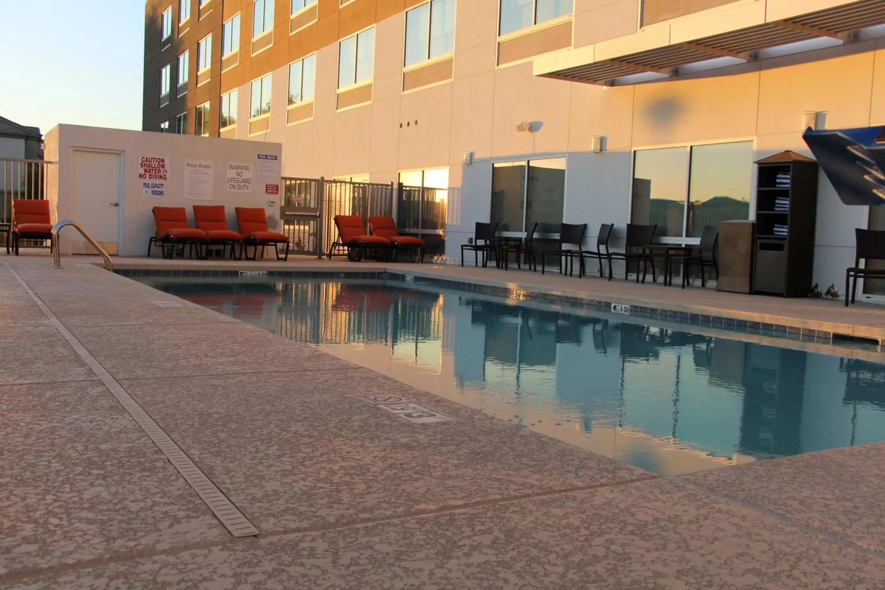 Swimming Pool in Holiday Inn Express & Suites - Phoenix - Airport North, an IHG Hotel