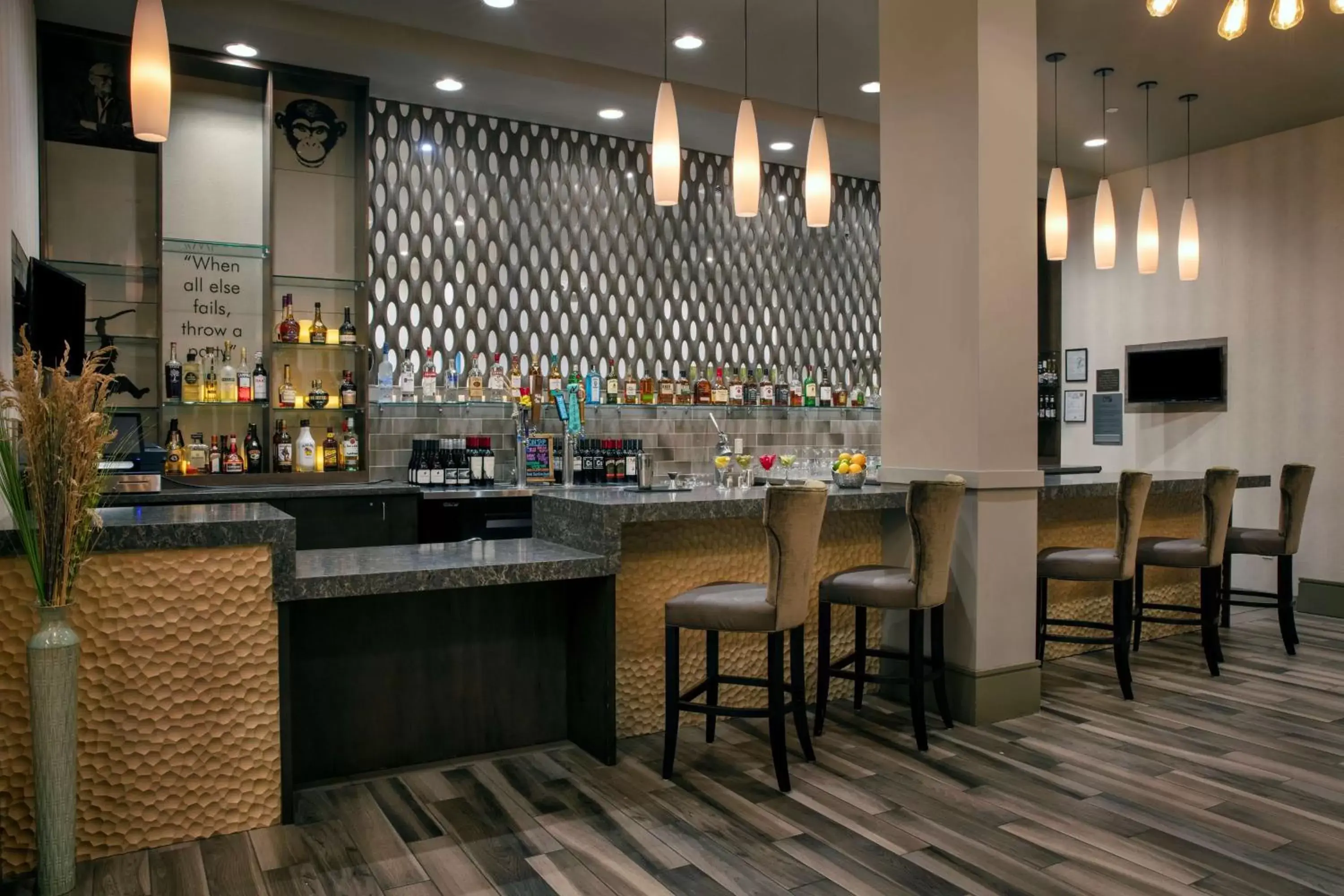 Lounge or bar, Restaurant/Places to Eat in Hilton Garden Inn Mobile Downtown