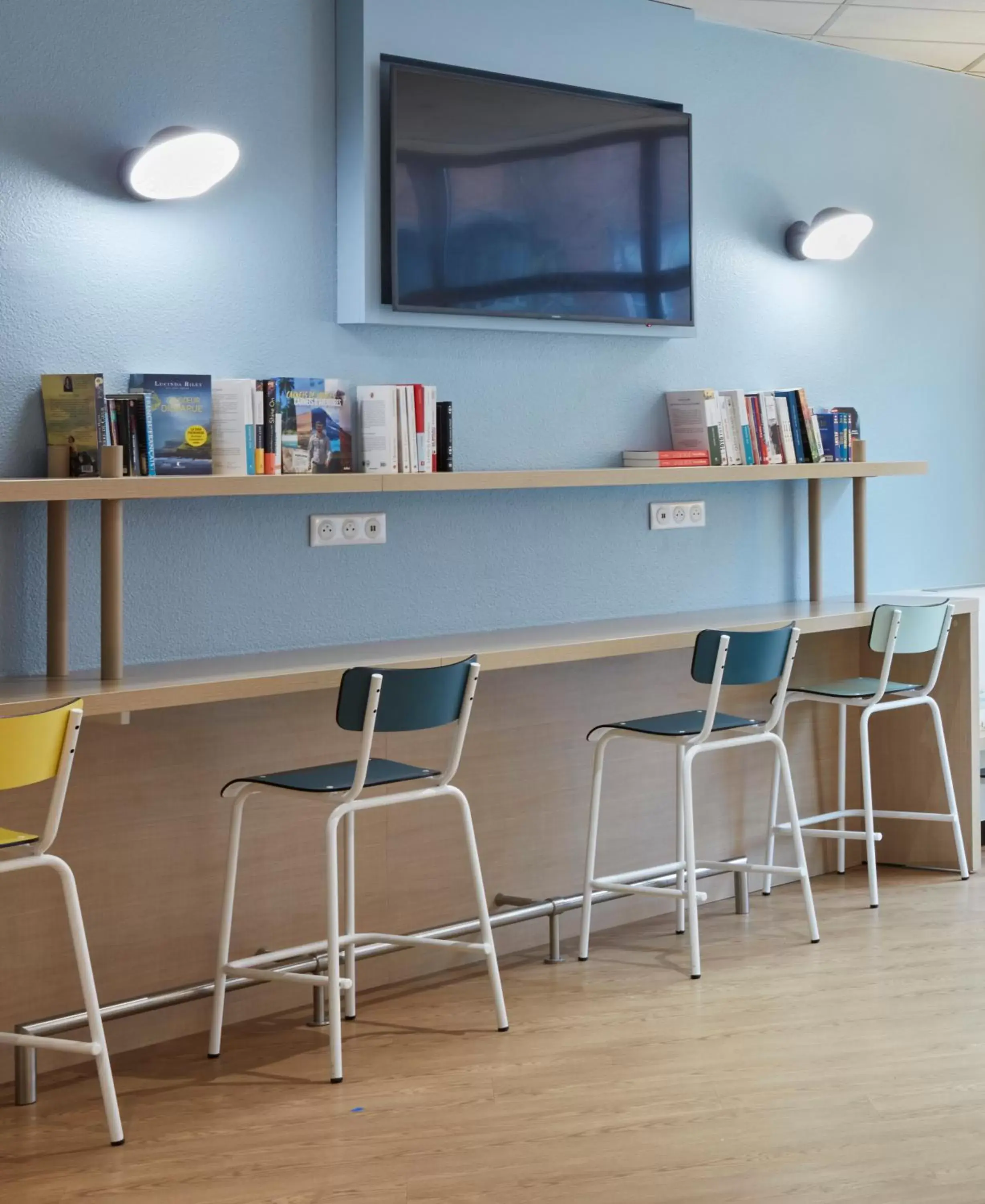 Lobby or reception in Aparthotel Adagio Access Paris Quai d'Ivry Lobby or reception in Aparthotel Adagio Access Paris Quai d'Ivry